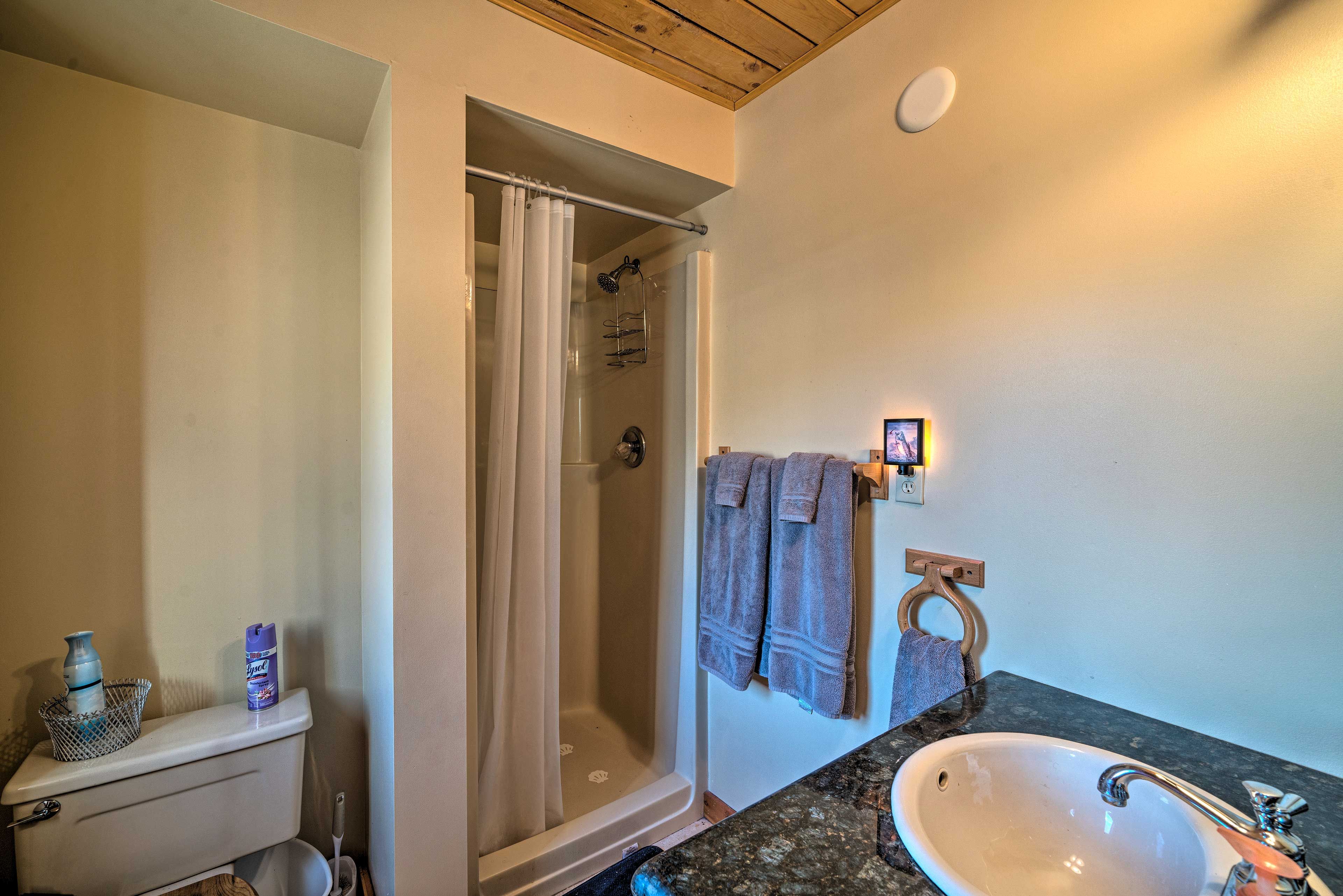 Full Bathroom