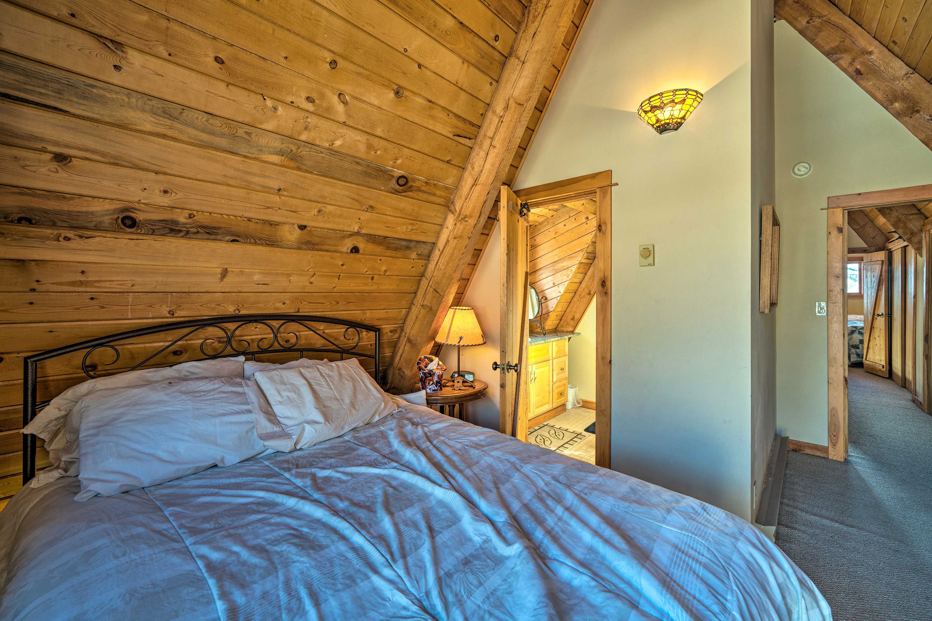 Bedroom 2 | En-Suite Bathroom