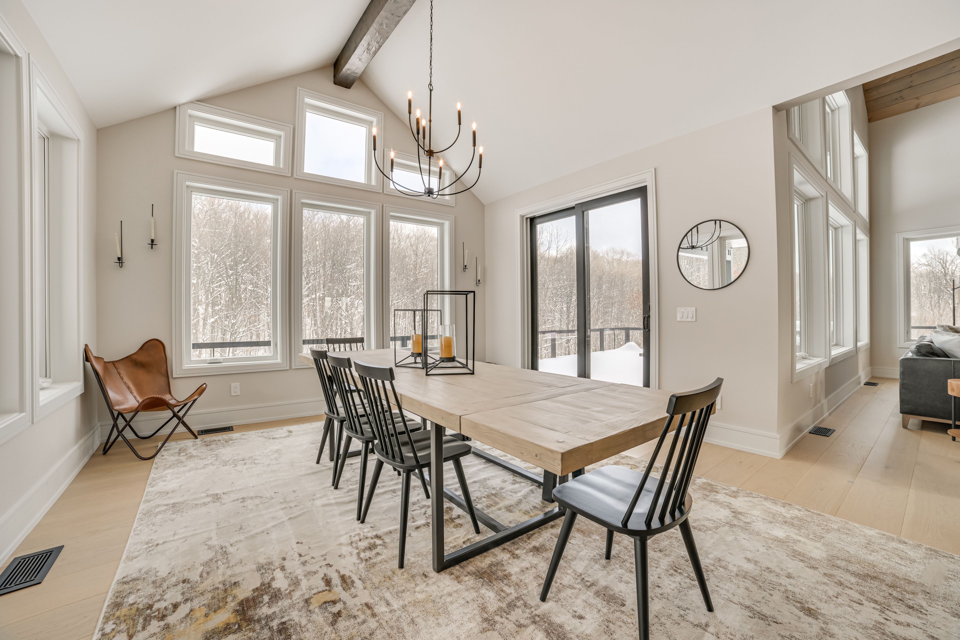 Dining Area | Dishware/Flatware Provided | 2nd Floor