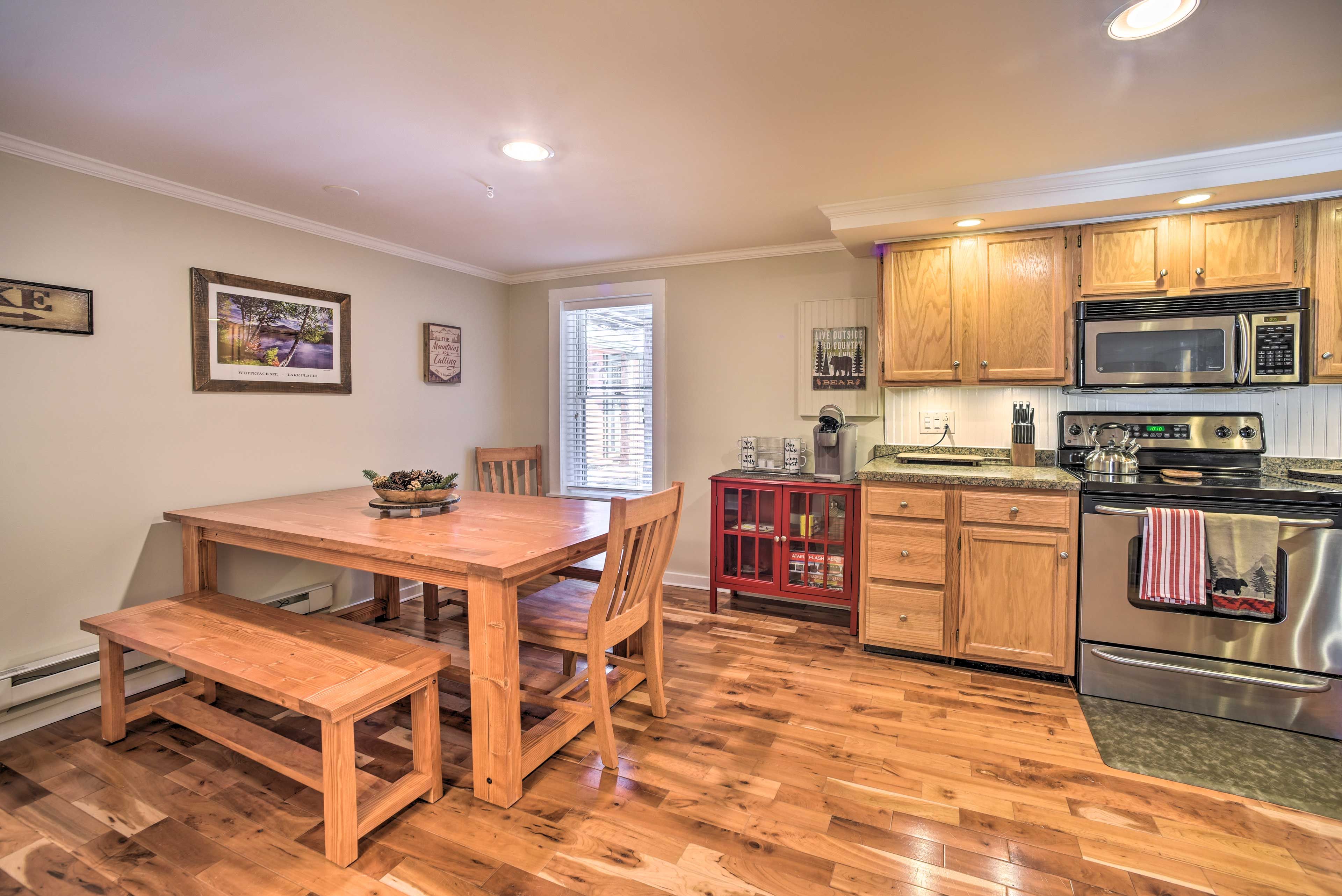 Kitchen | Dishware & Flatware Provided
