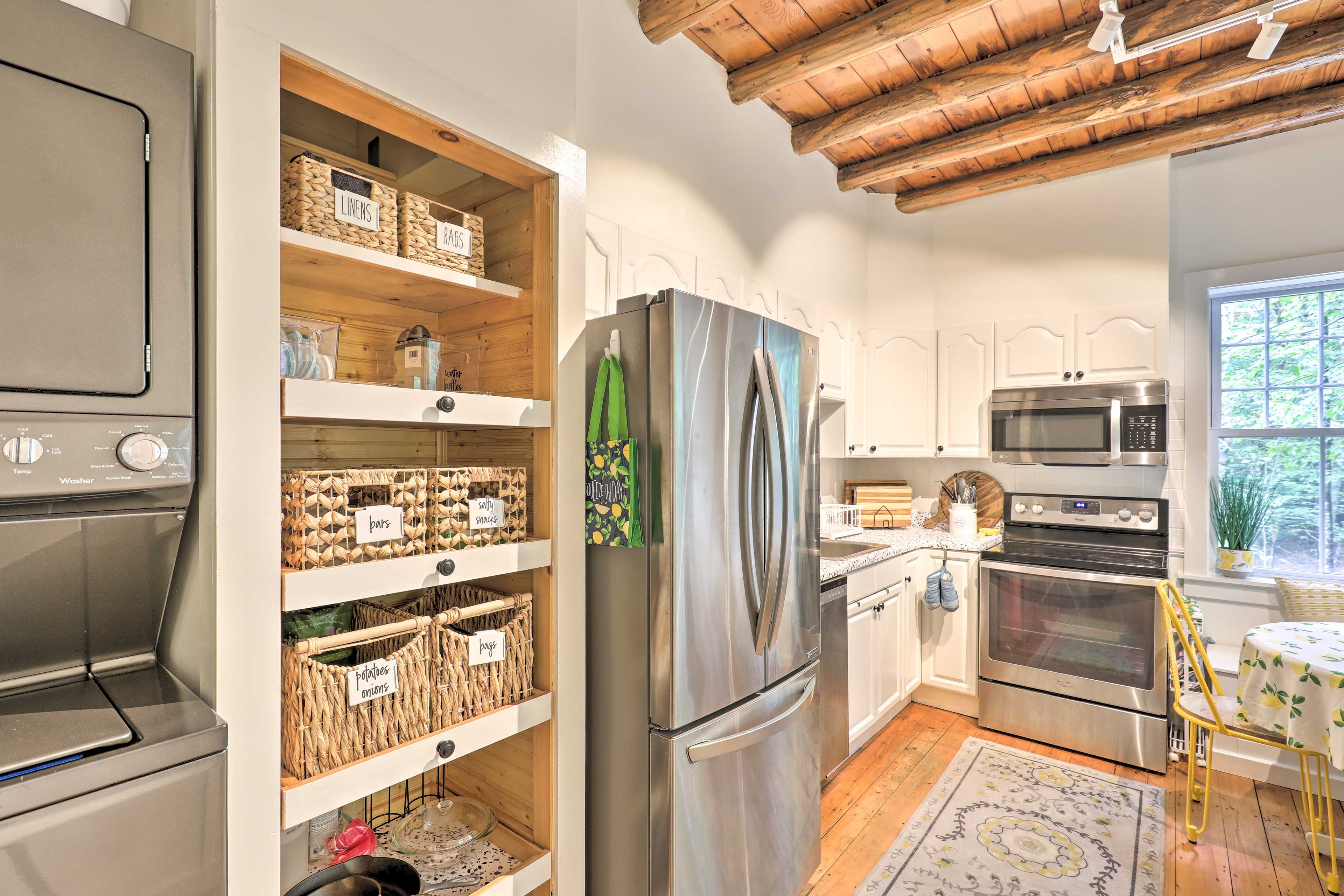 Kitchen | Fully Equipped | Washer & Dryer