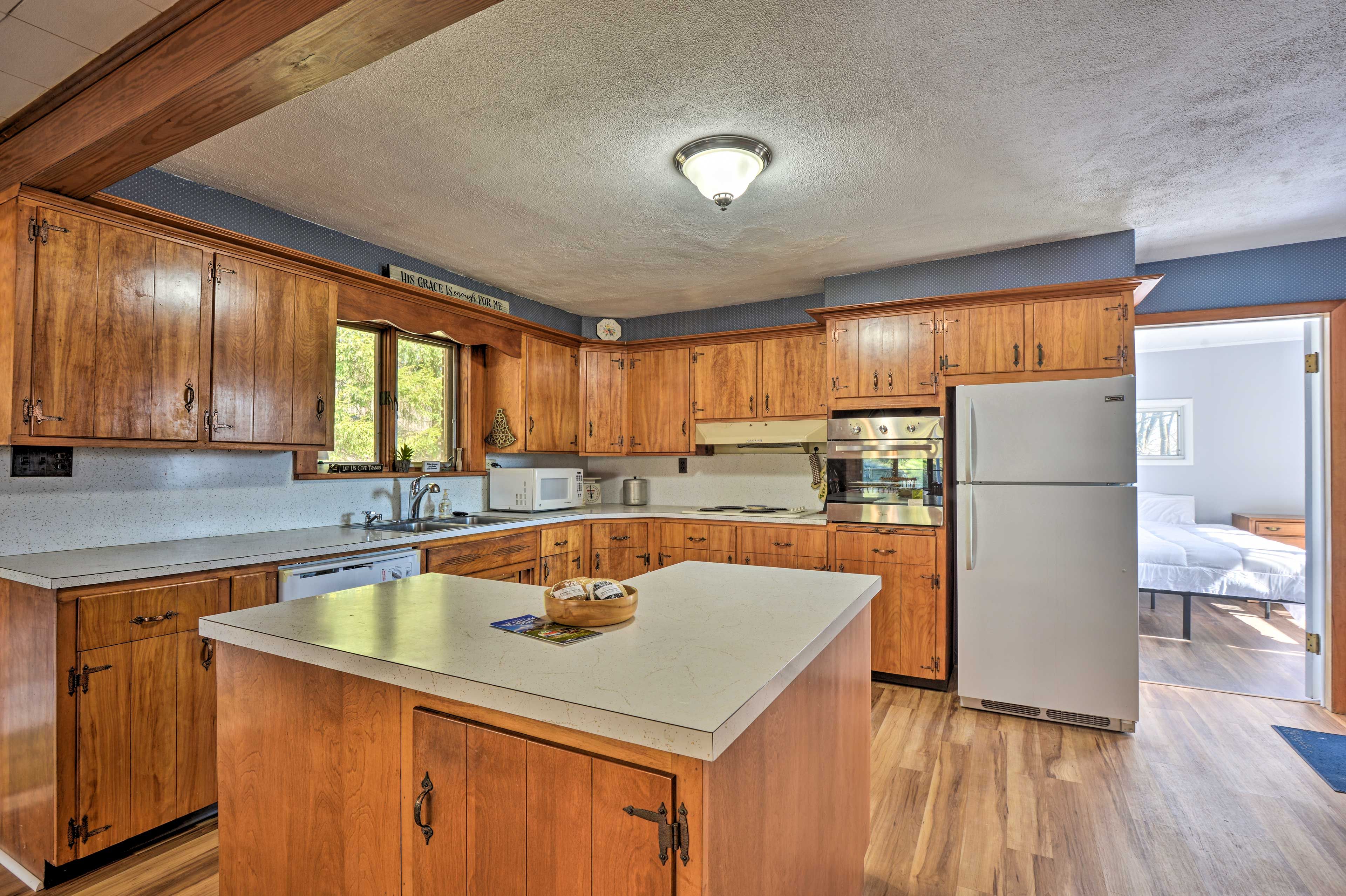 Kitchen | Complimentary Spices