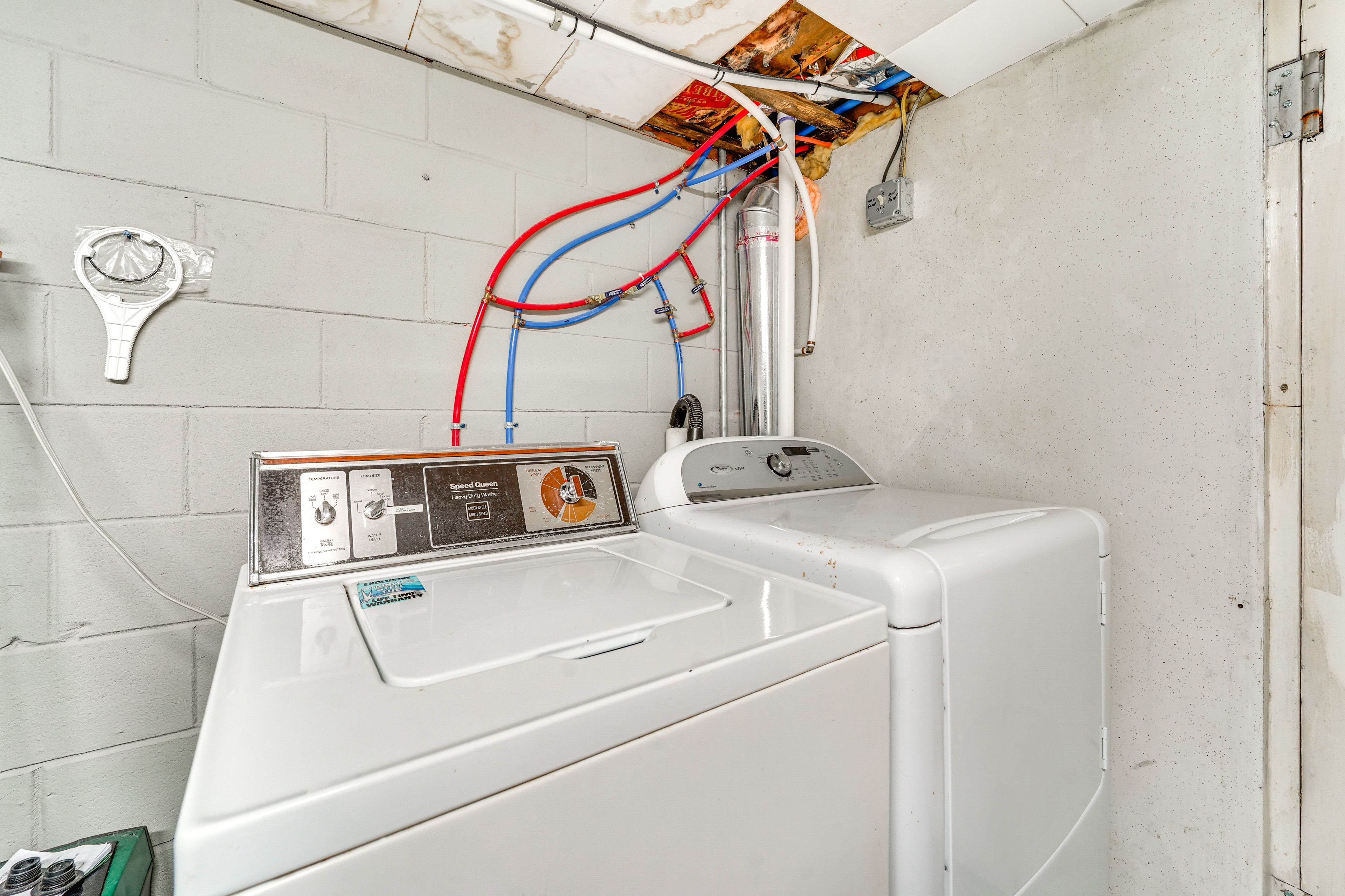 In-Unit Laundry | Washer & Dryer