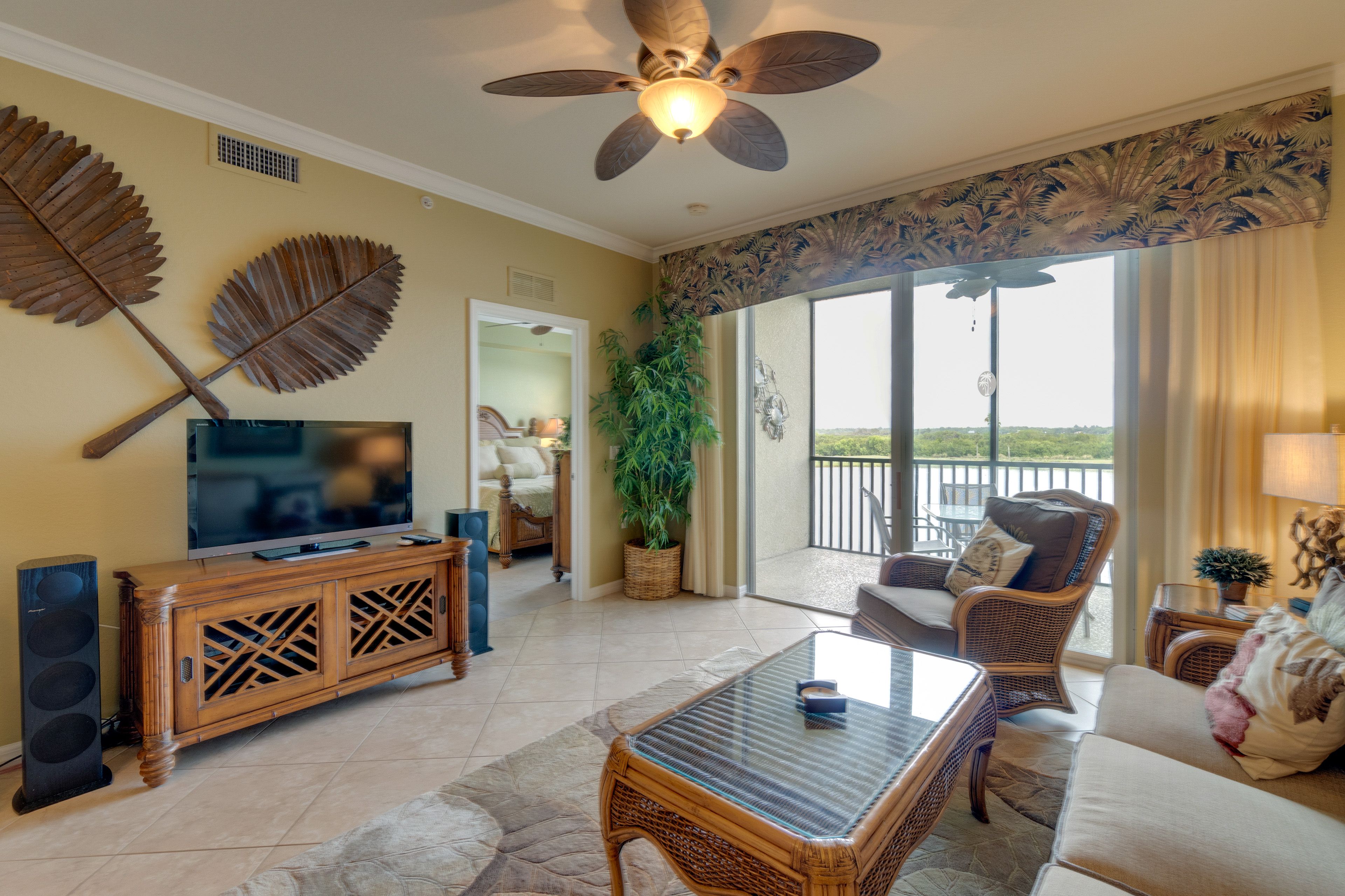 Bradenton Vacation Rental Condo | 2BR | 2BA | 1,121 Sq Ft | Elevator On-Site