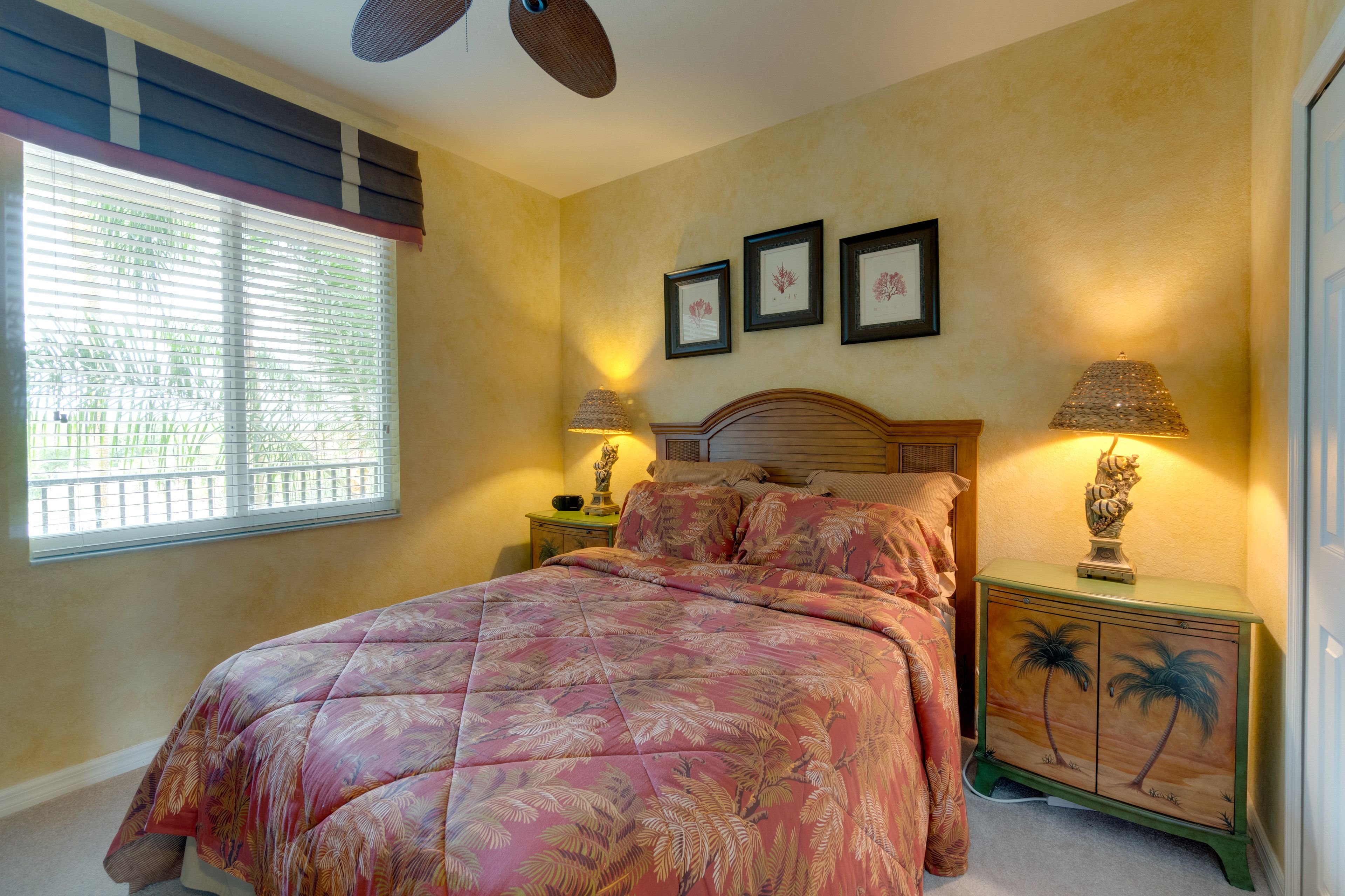 Bedroom 2 | Queen Bed