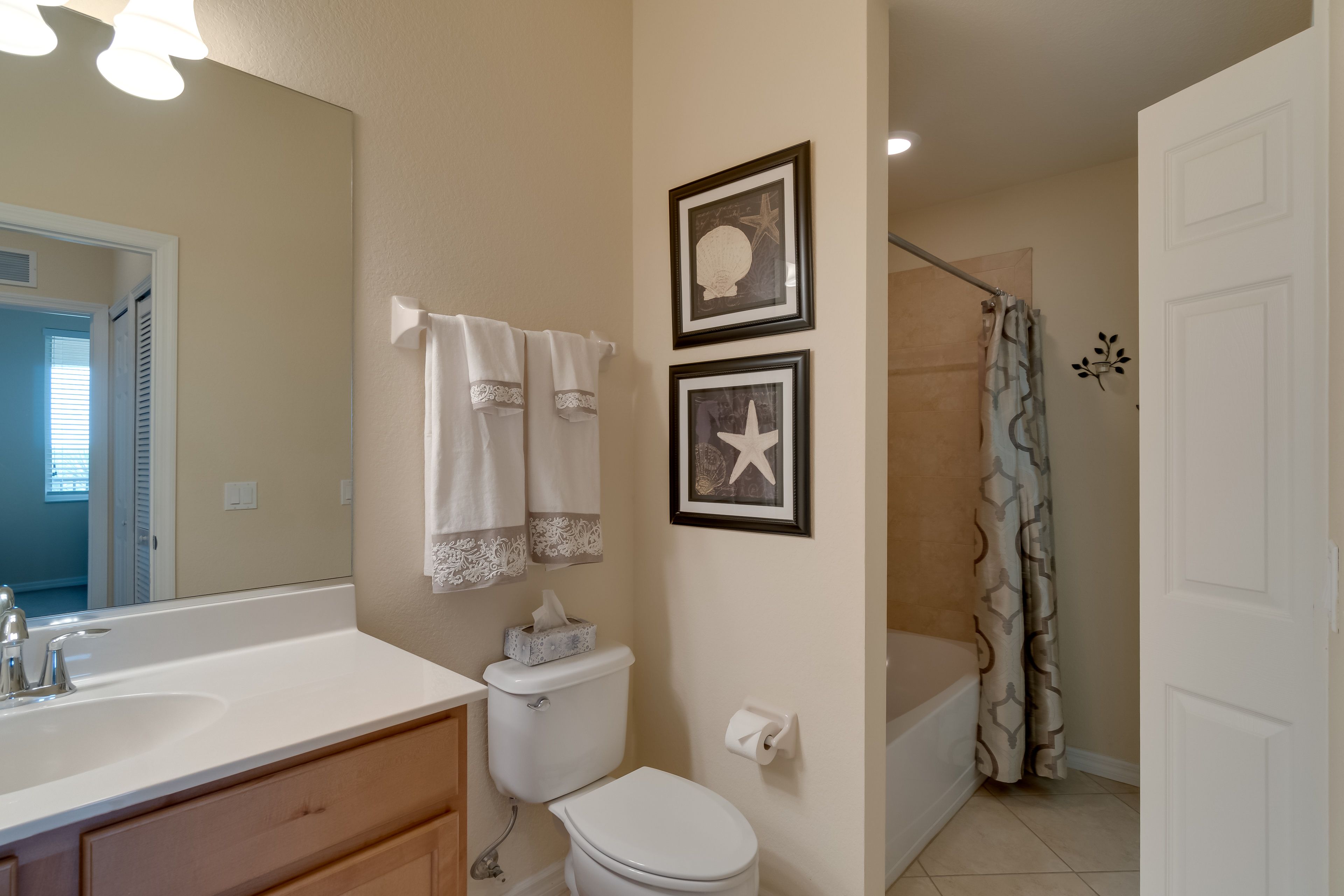Full Bathroom