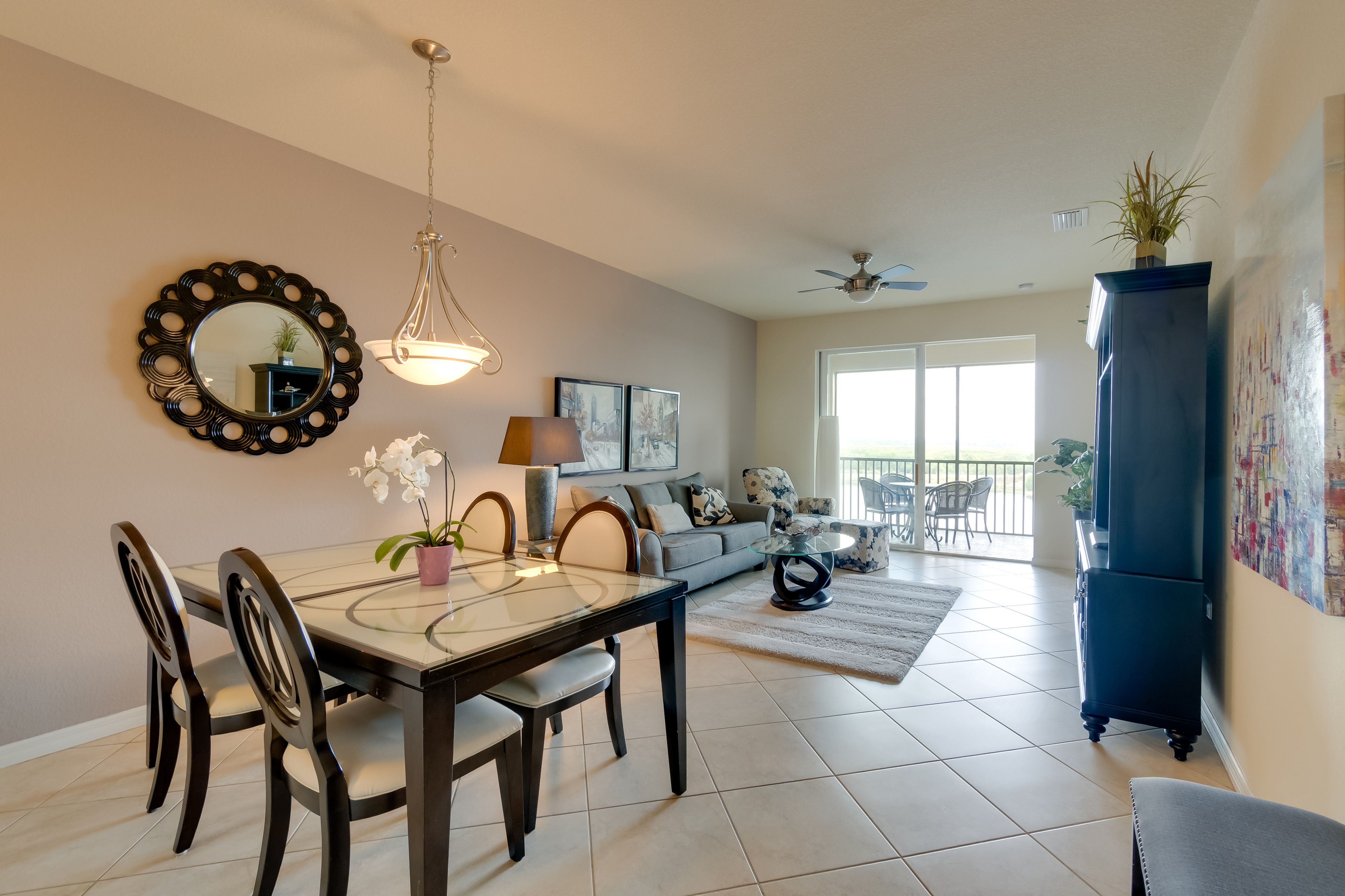 Dining Area | Dishes & Flatware Provided | Central Heating & A/C