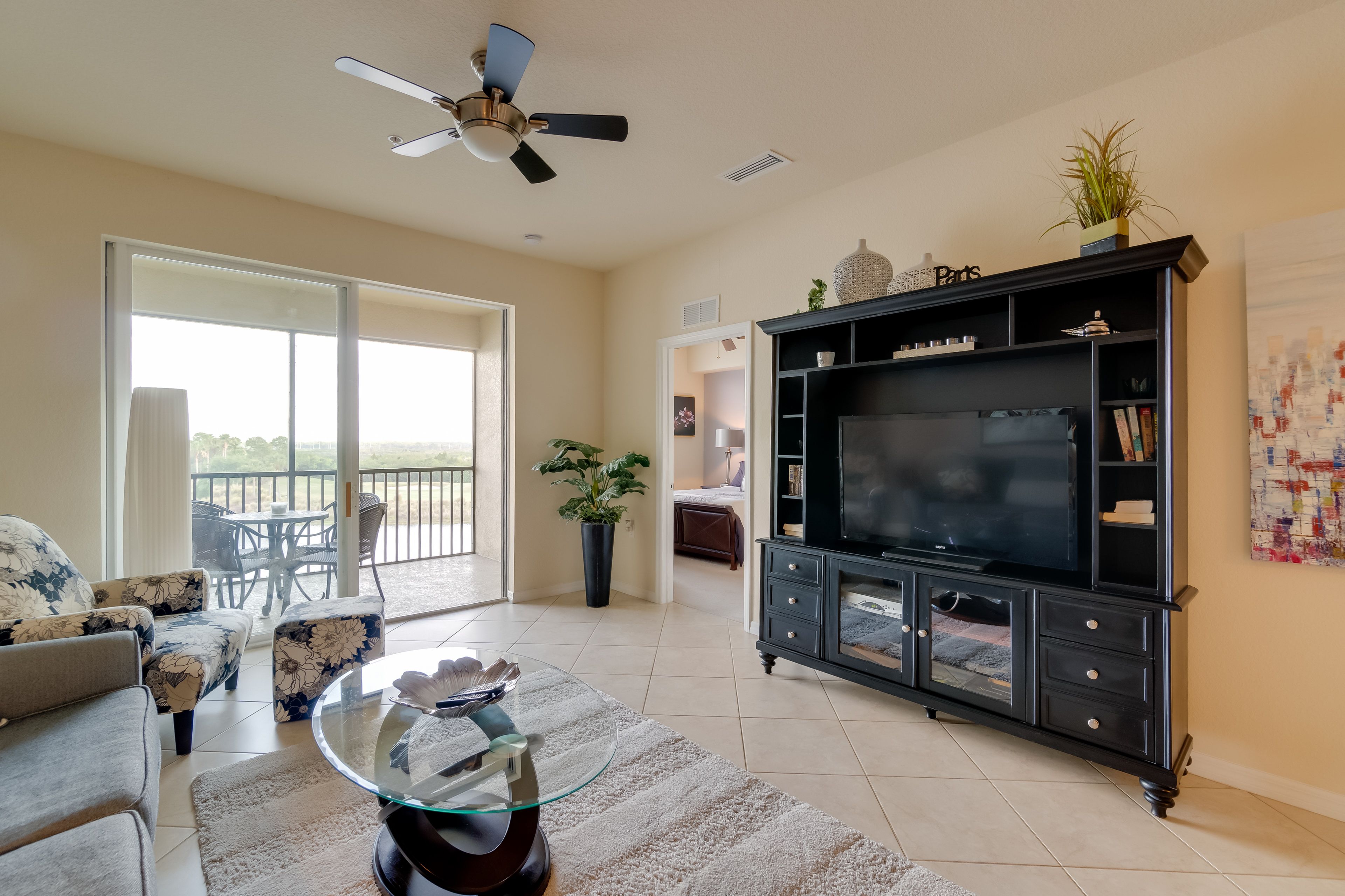 Bradenton Vacation Rental Condo | 2BR | 2BA | 1,200 Sq Ft | Elevator Available