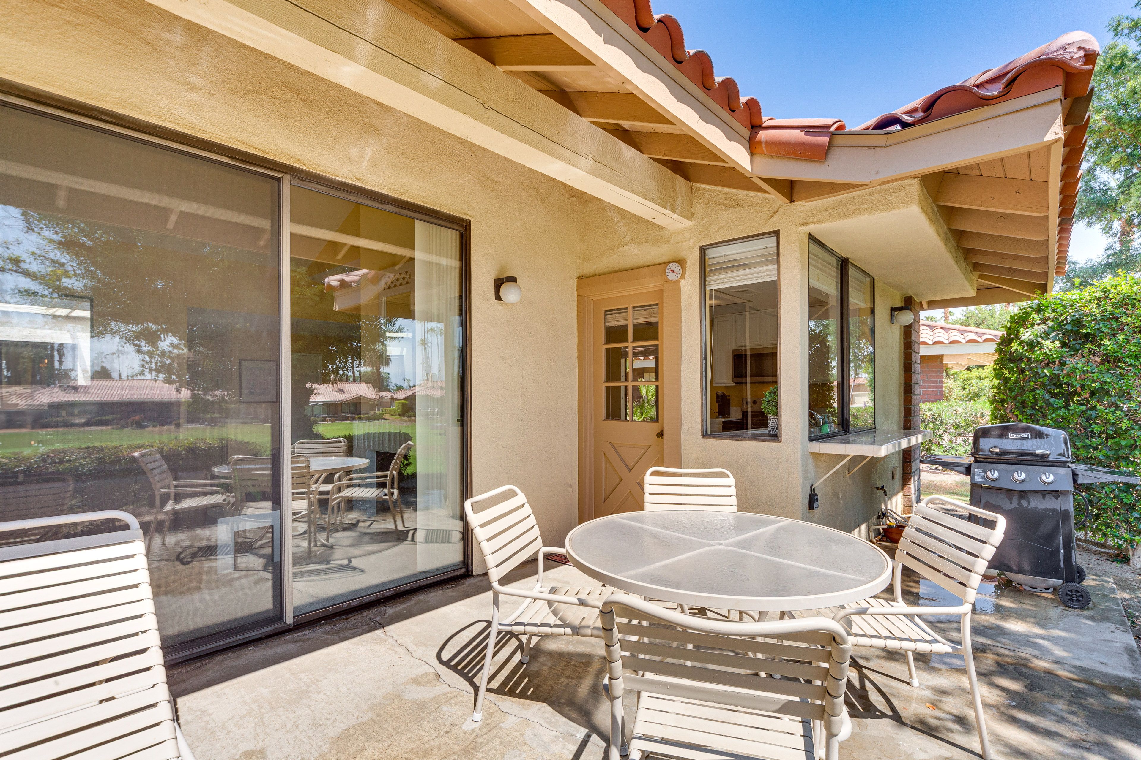 Patio | Gas Grill | Outdoor Dining