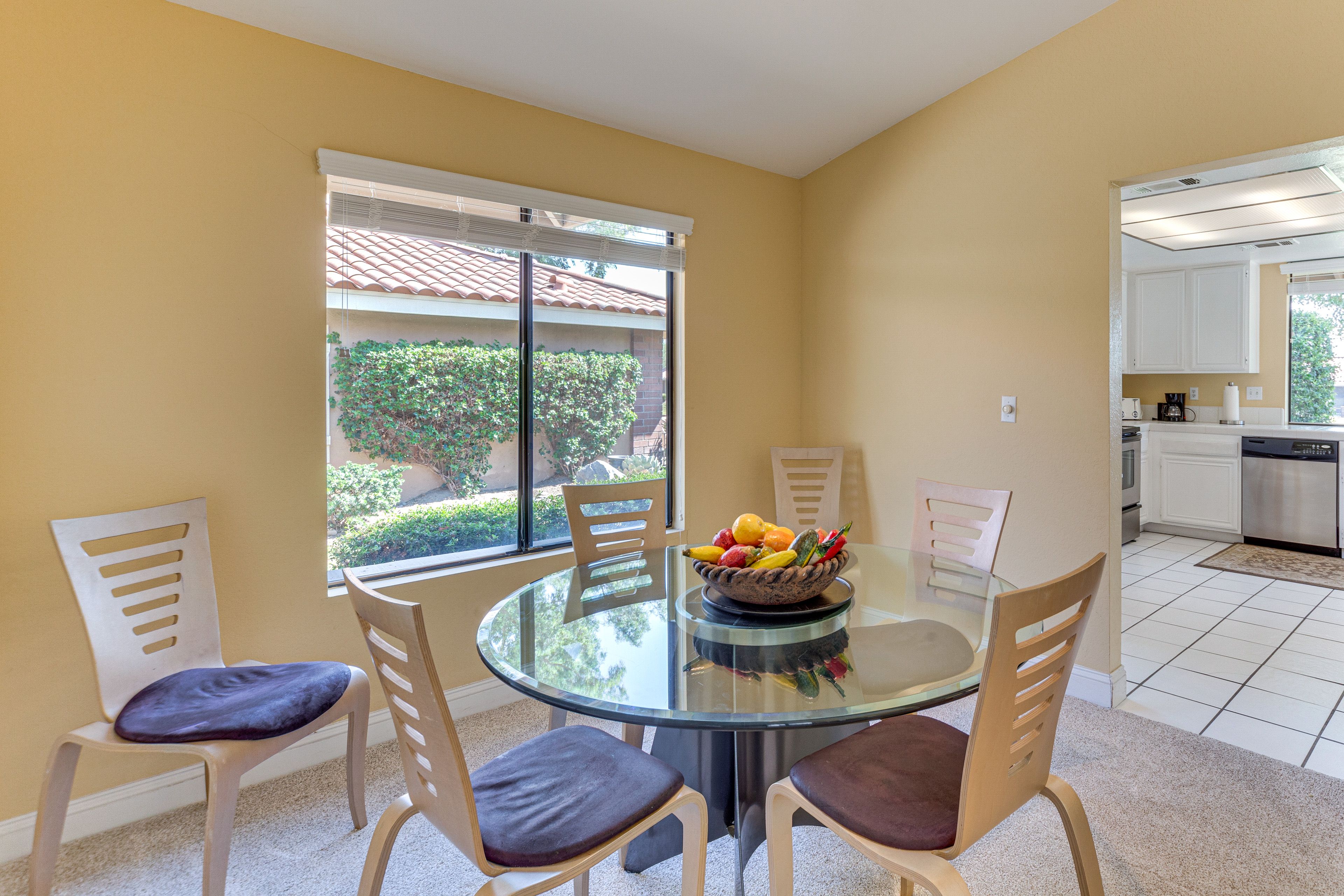 Dining Room | Dishes & Flatware Provided
