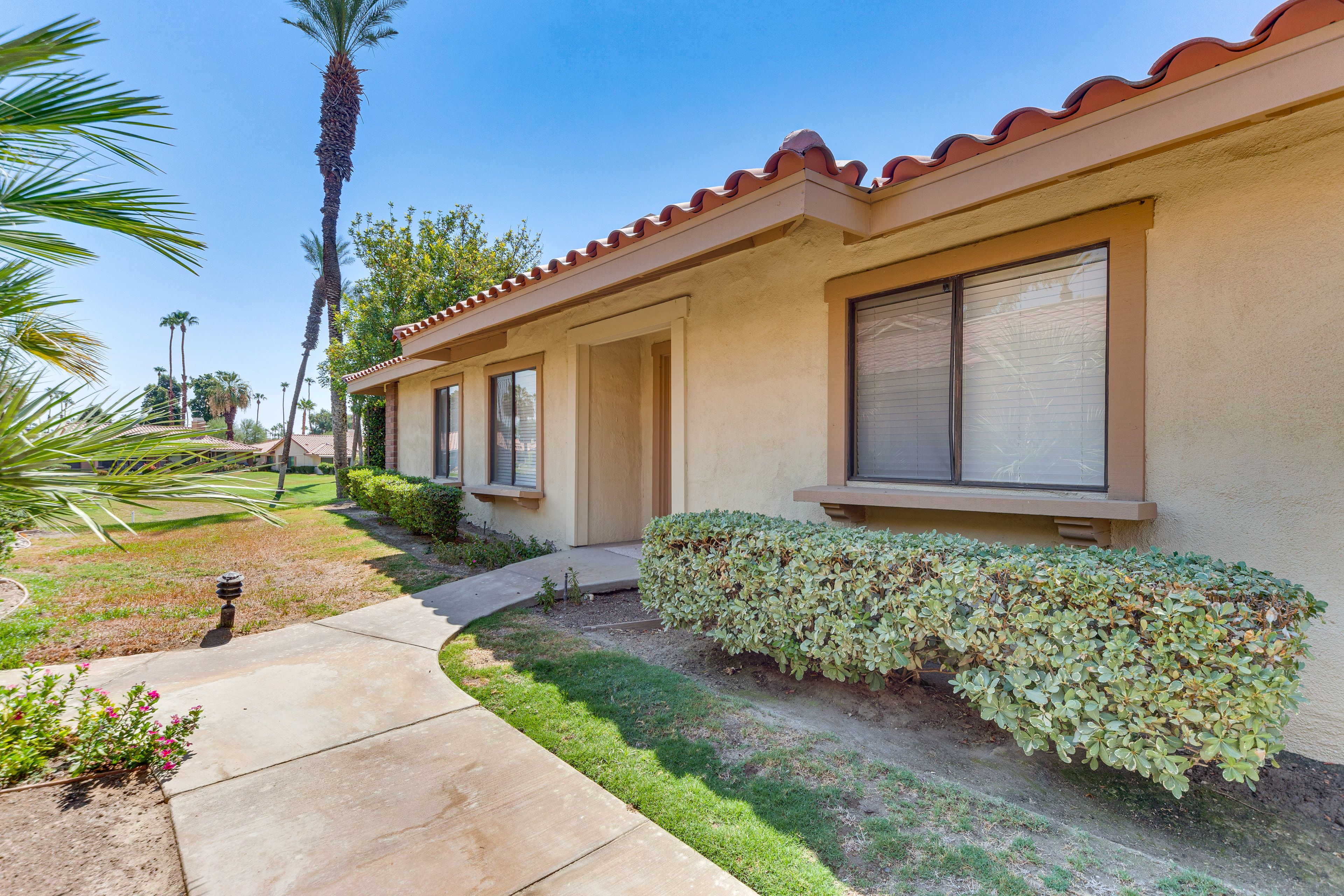 Entryway | Step-Free Entry