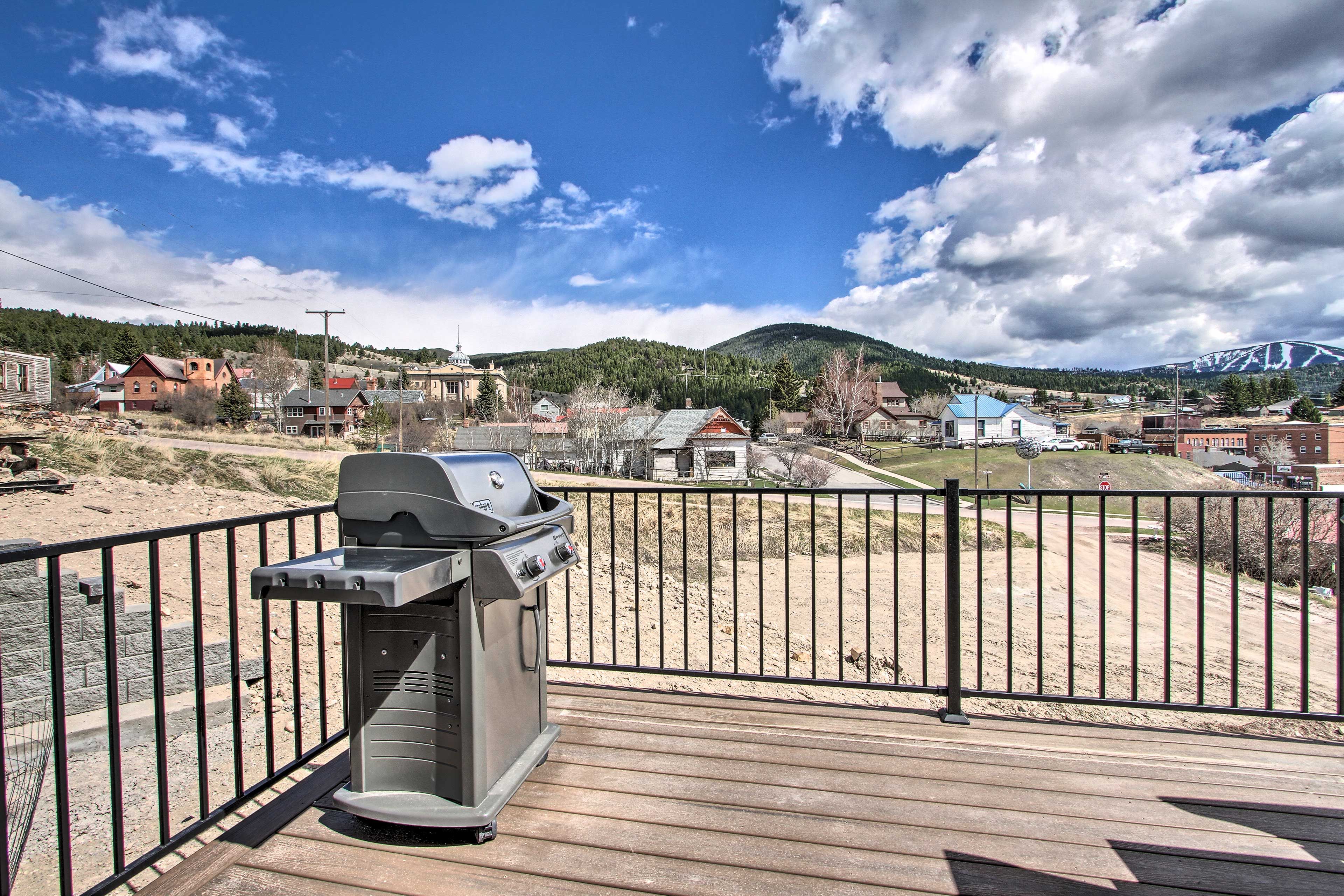 Deck | Grilling Station