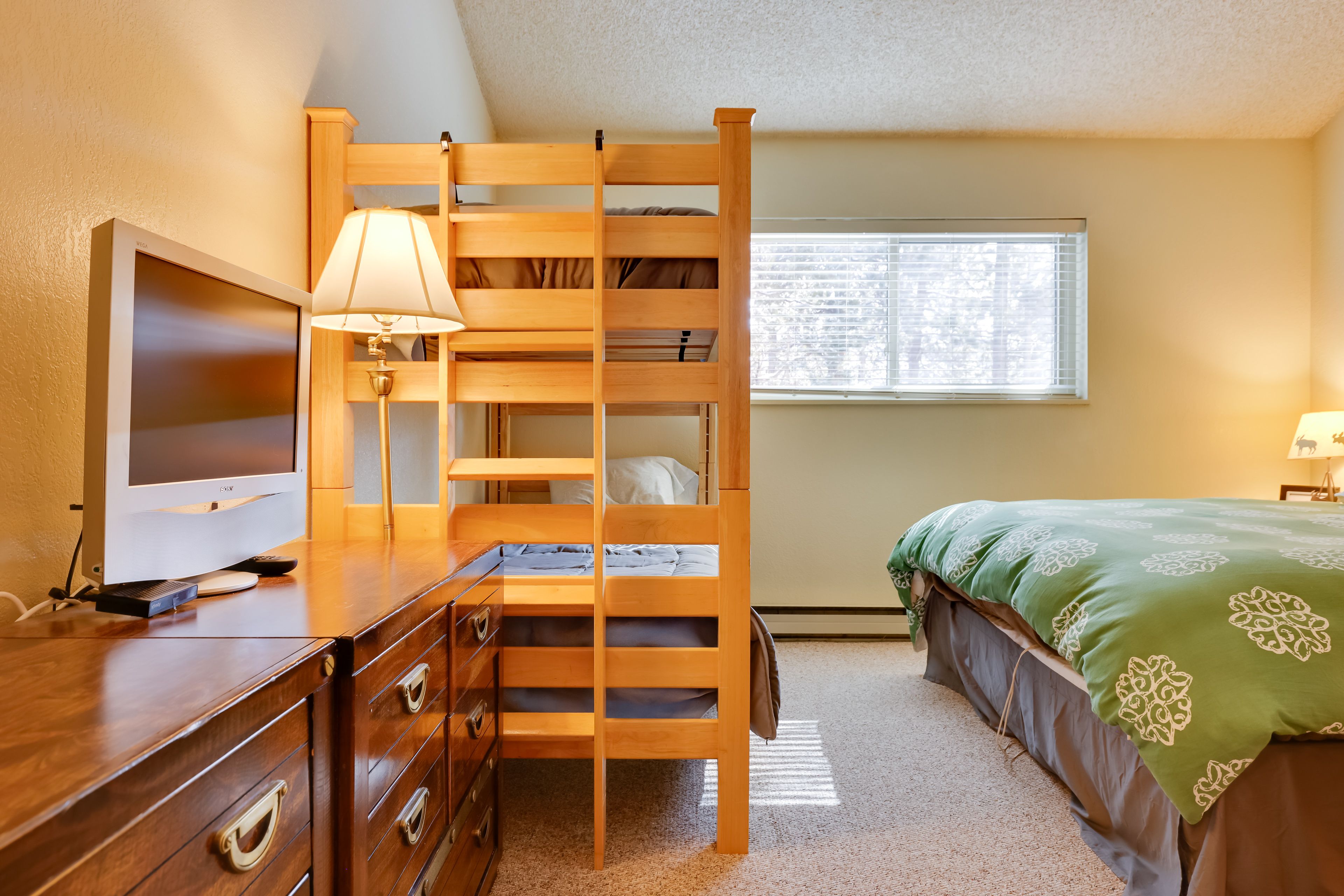 Bedroom 1 | King Bed | Twin Bunk Bed | Smart TV w/ Cable