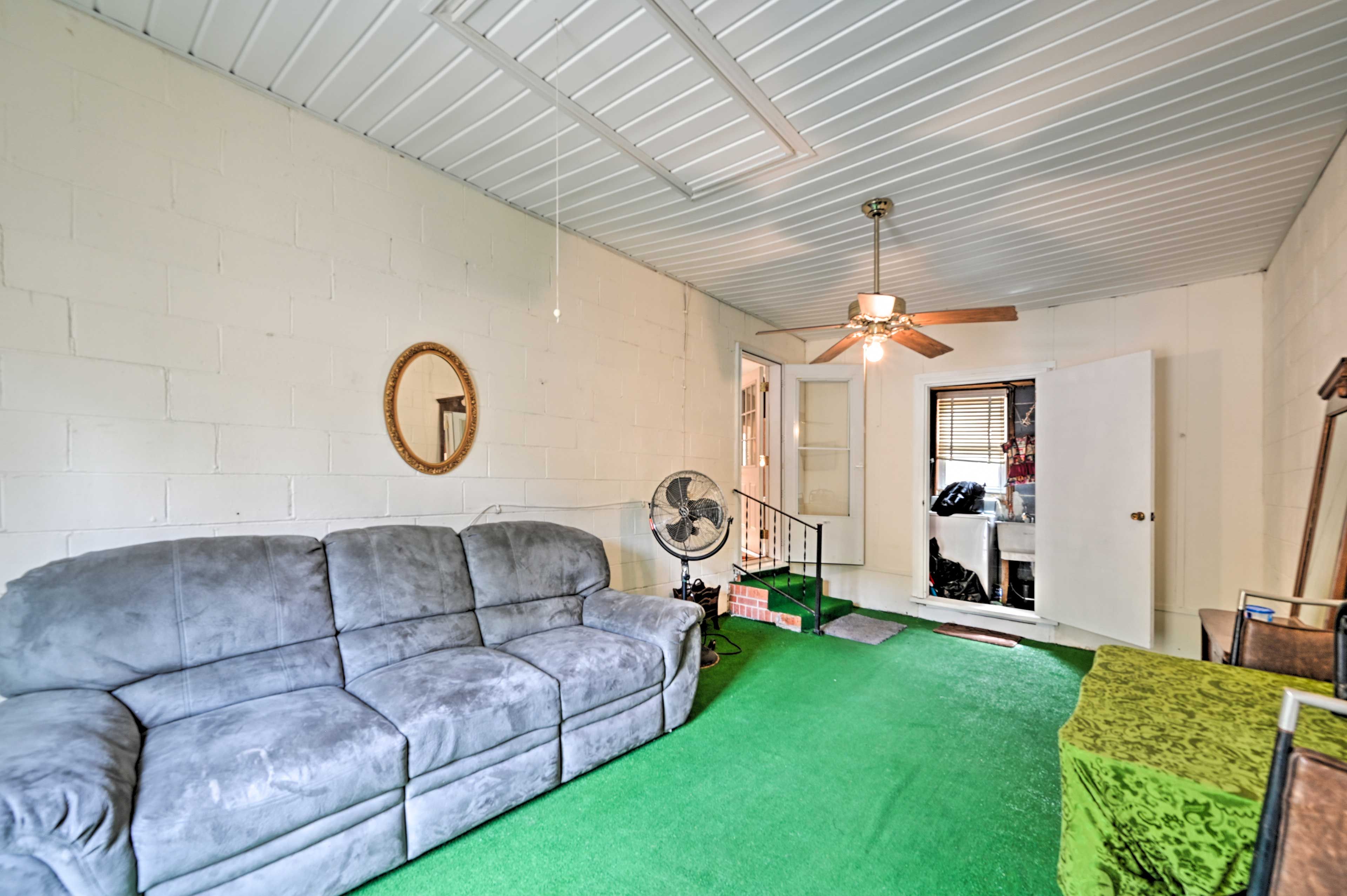 Spare Room | Washer & Dryer