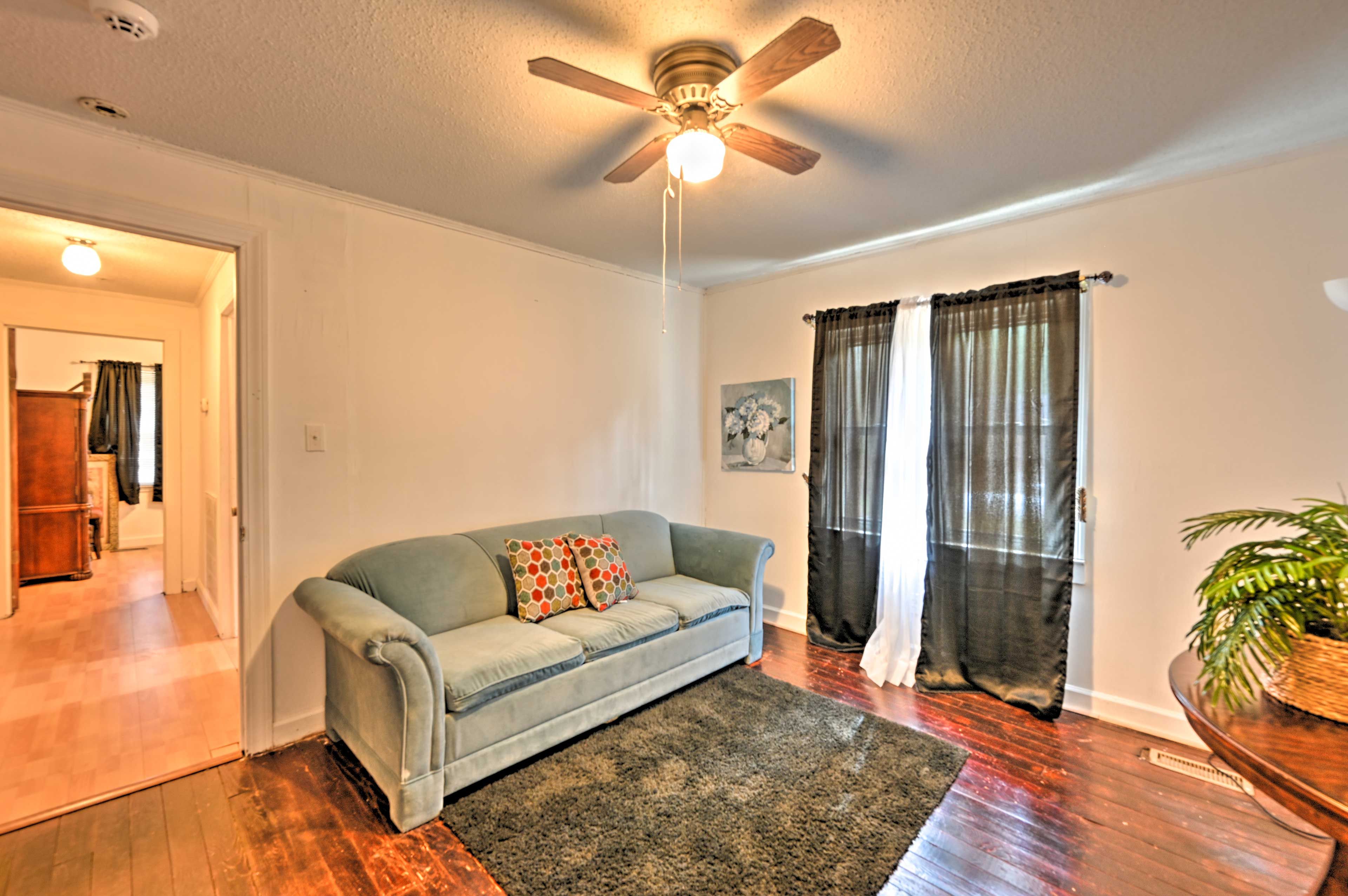 Den | Sleeper Sofa