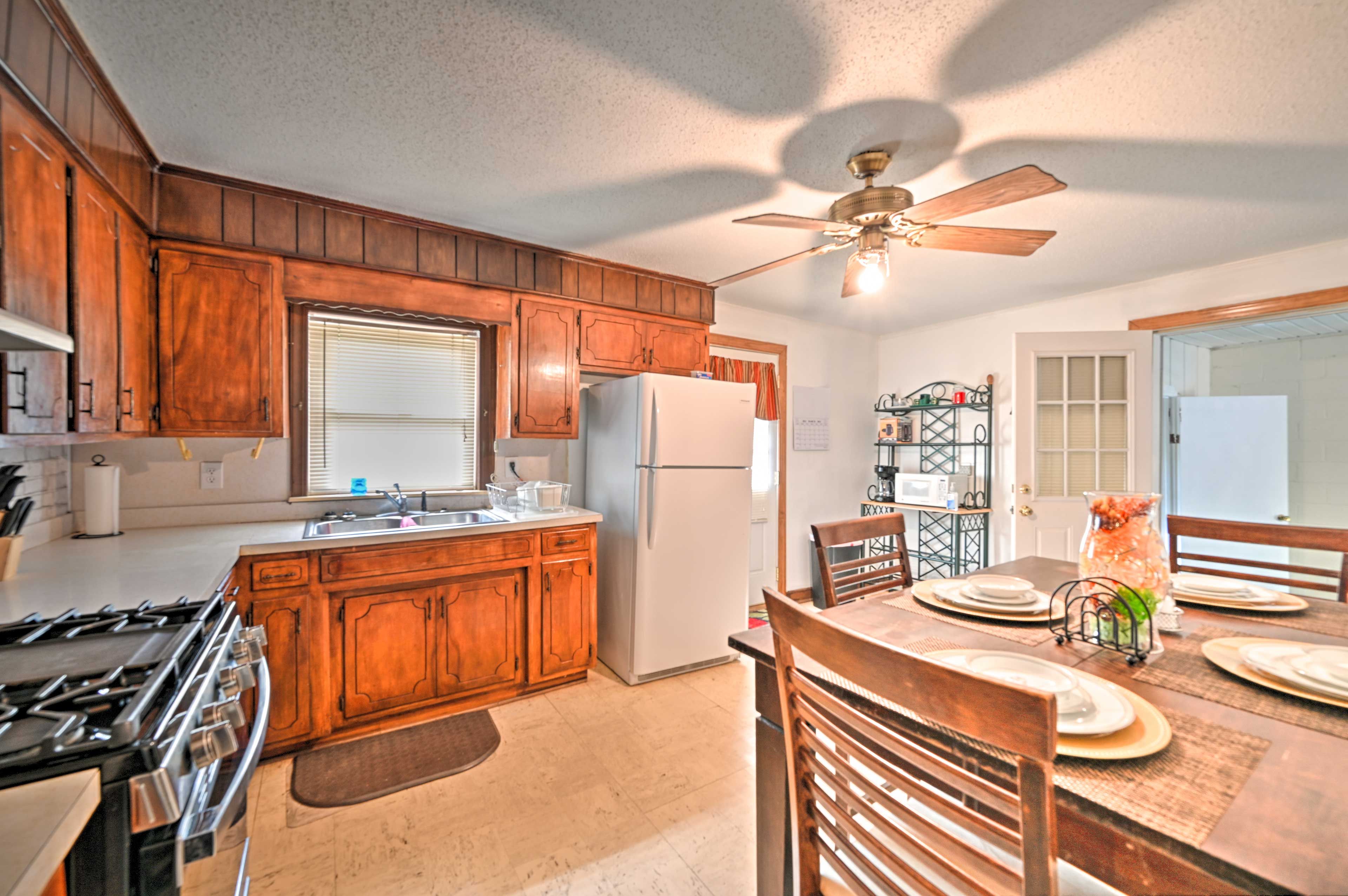 Well-equipped Kitchen | Drip Coffee Maker