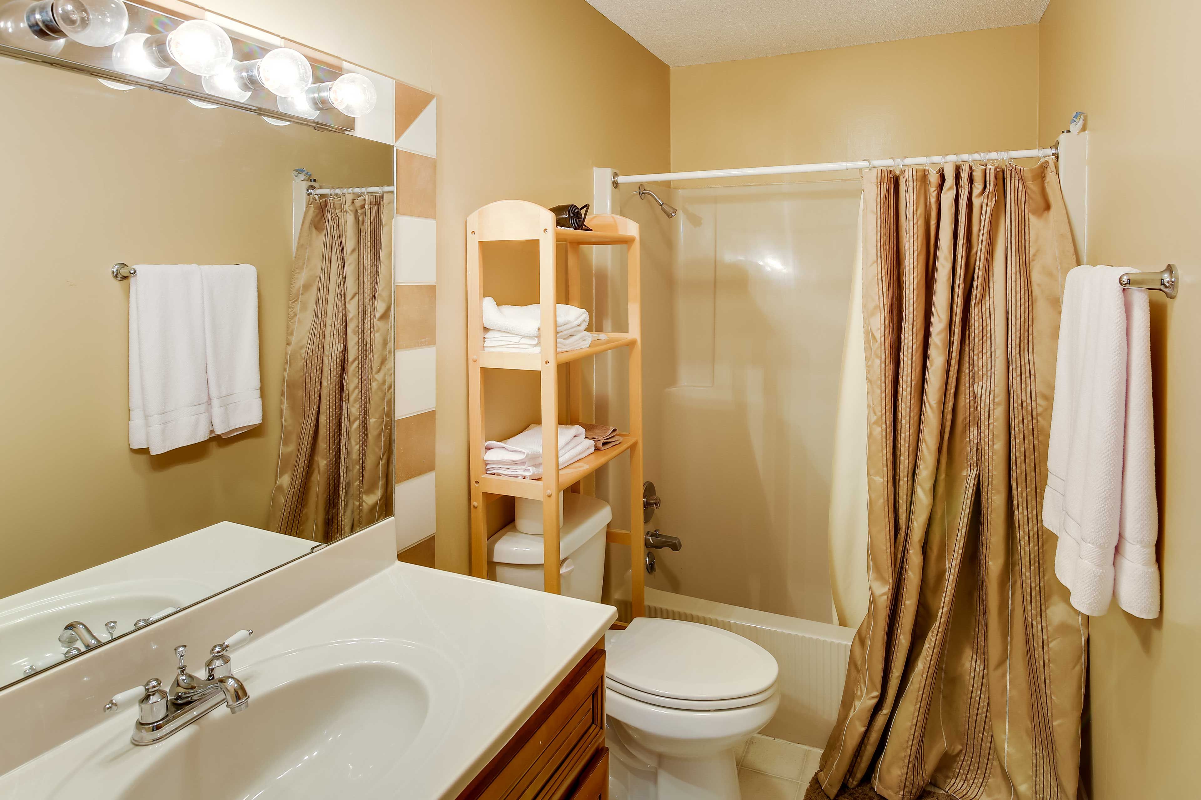 Full Bathroom