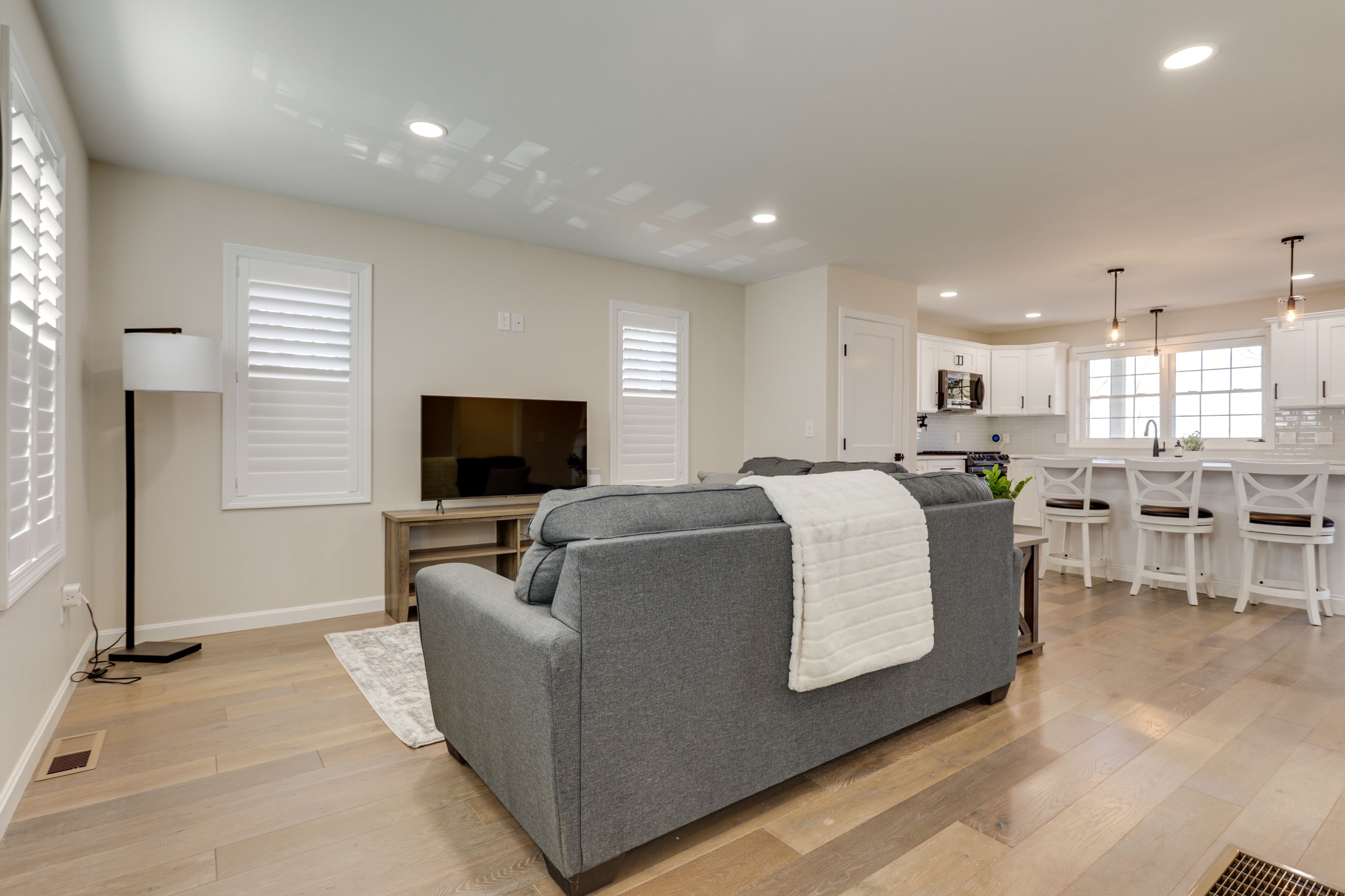 Living Room | Smart TV