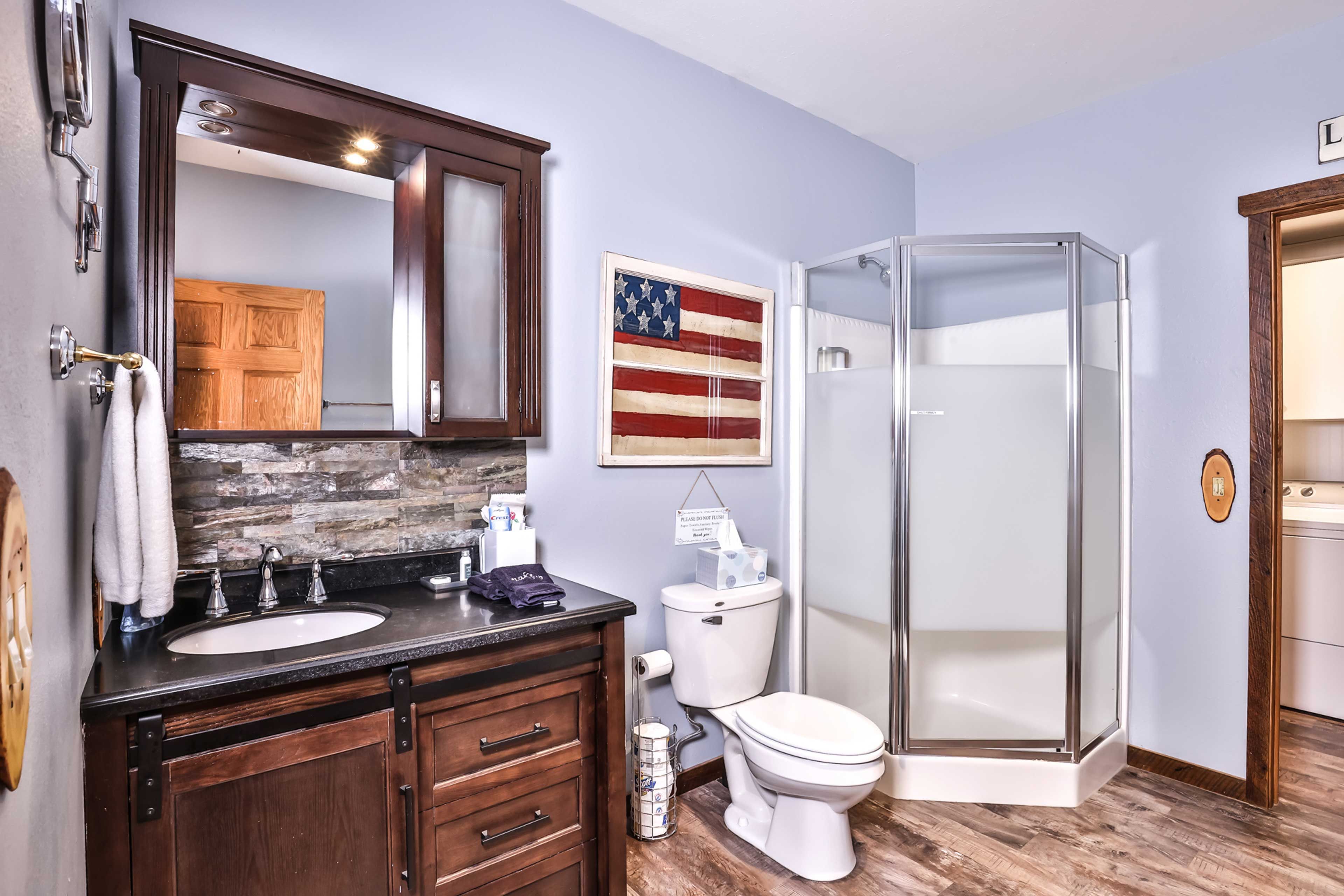 Full Bathroom | Lower Floor
