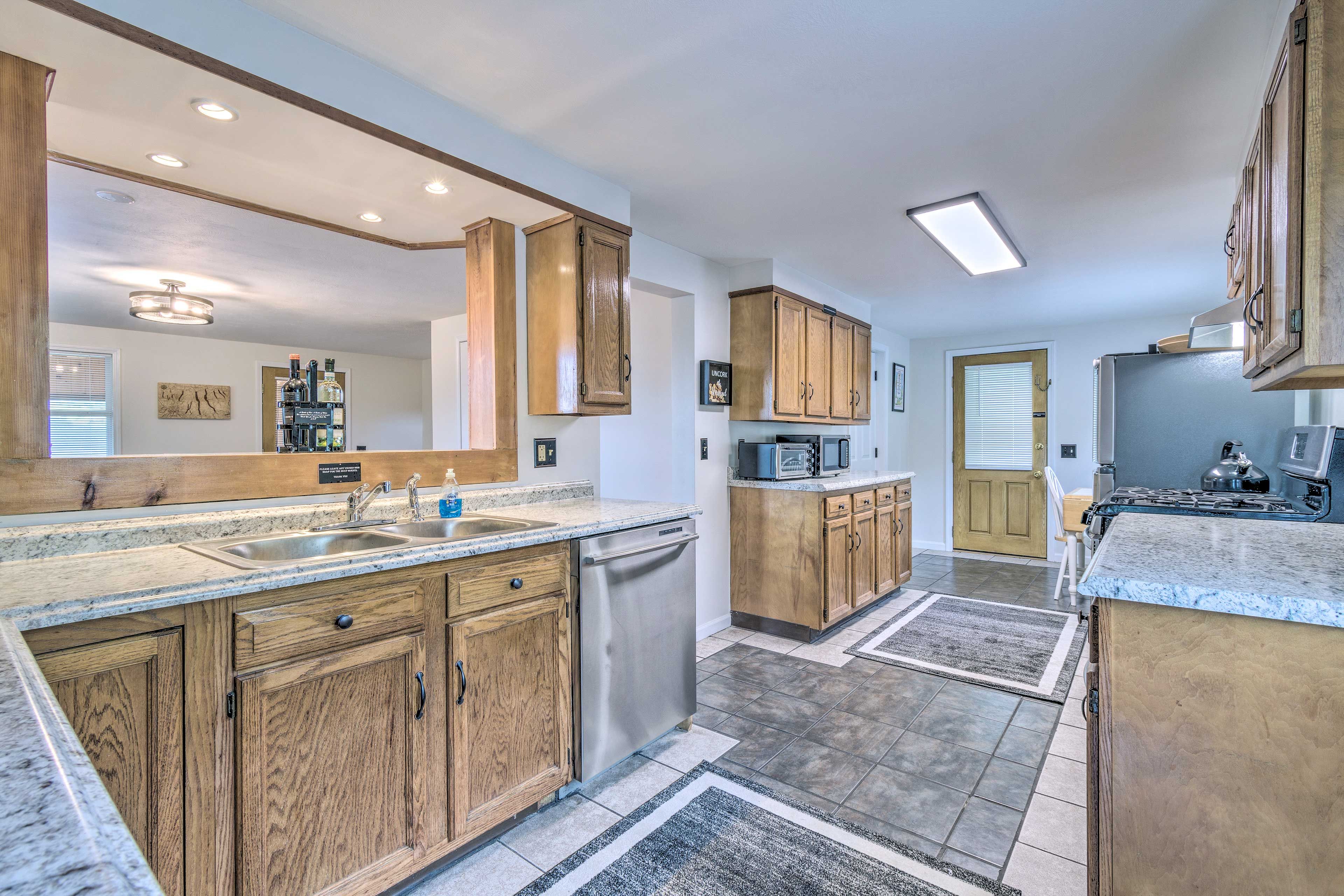 Kitchen | Fully Equipped | Cooking Utensils