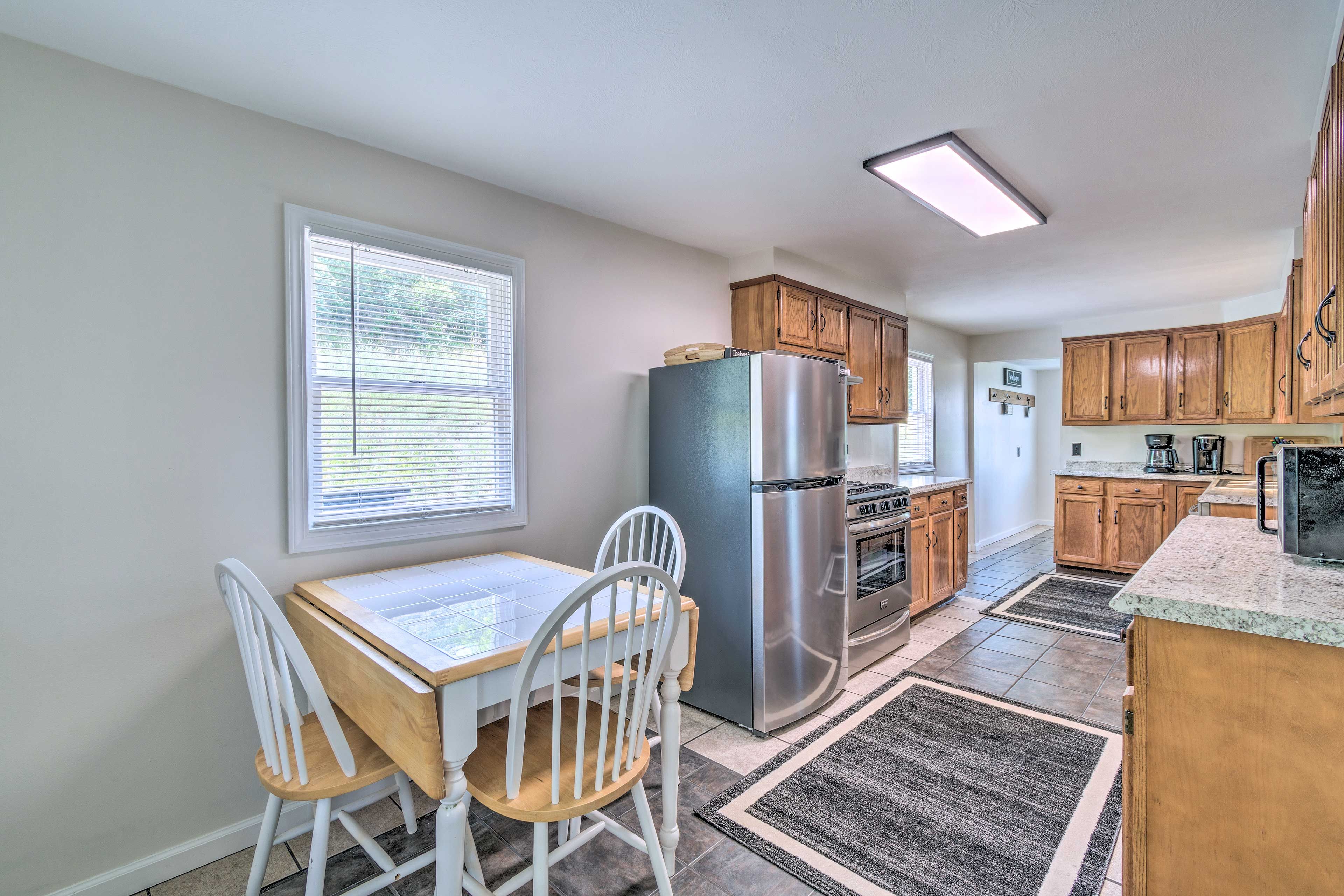 Kitchen | Keurig & Drip Coffee Makers
