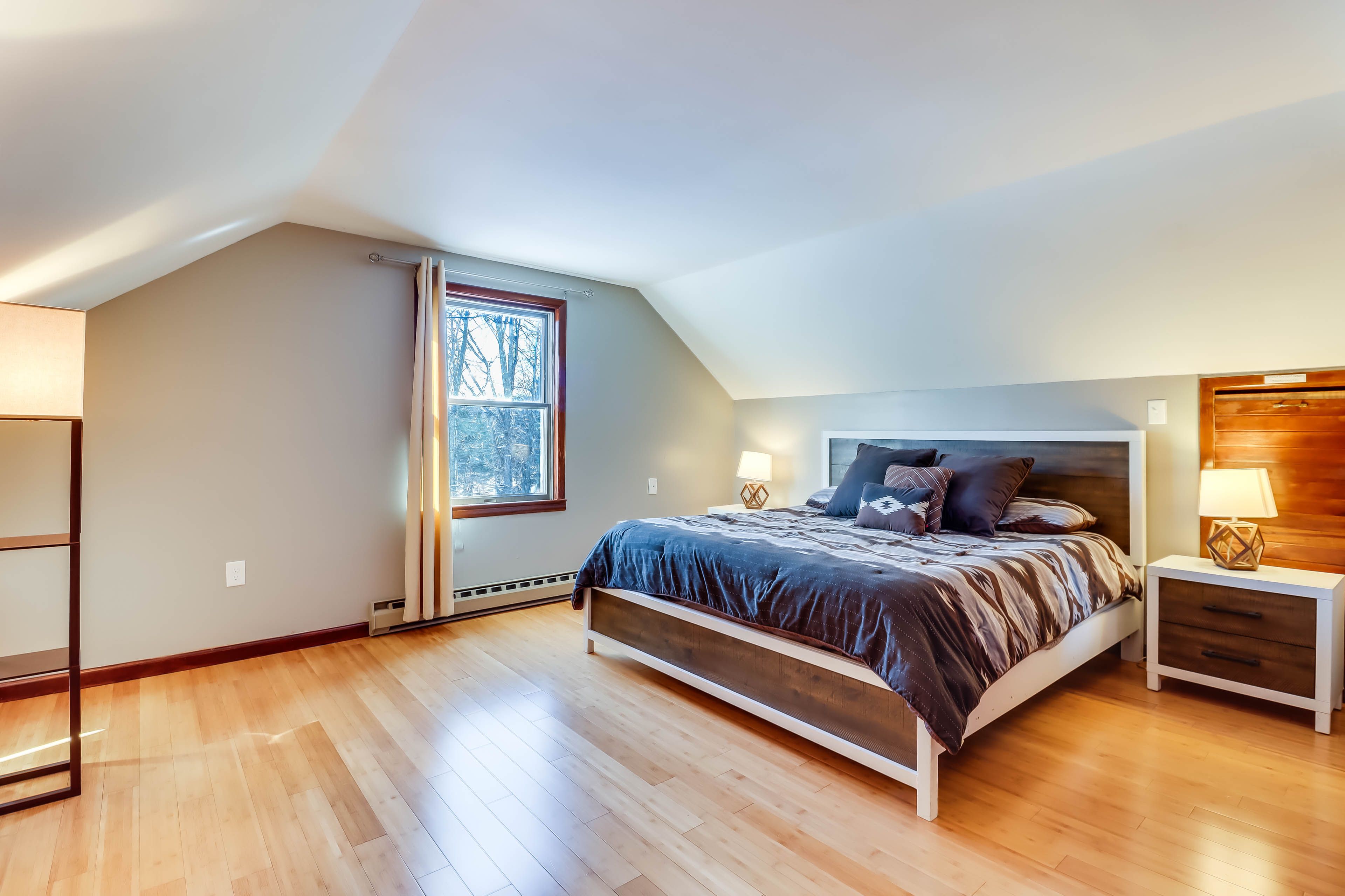 Bedroom 1 | King Bed | Linens Provided | 2nd Floor