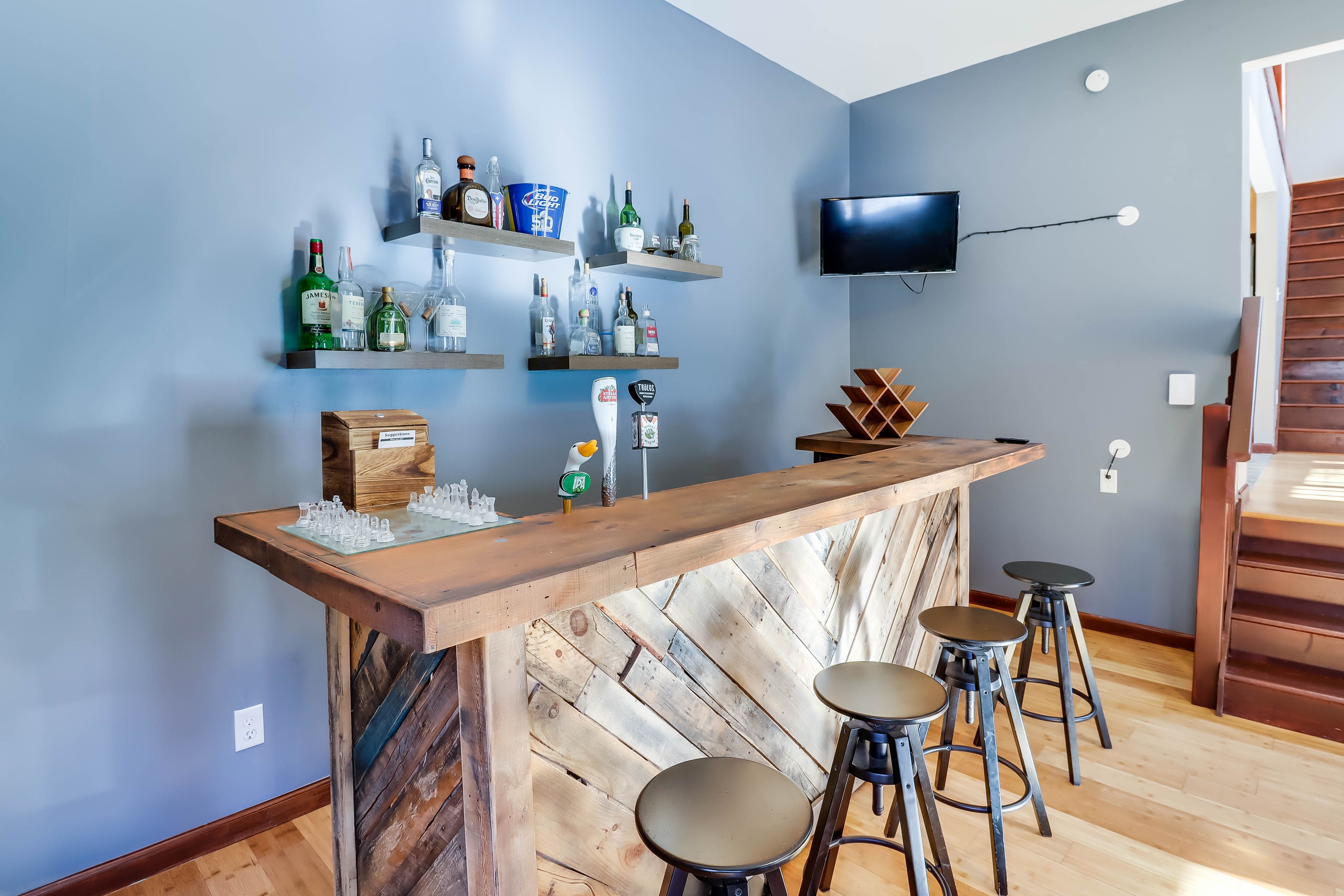 Game Room | Pool Table | Board Games