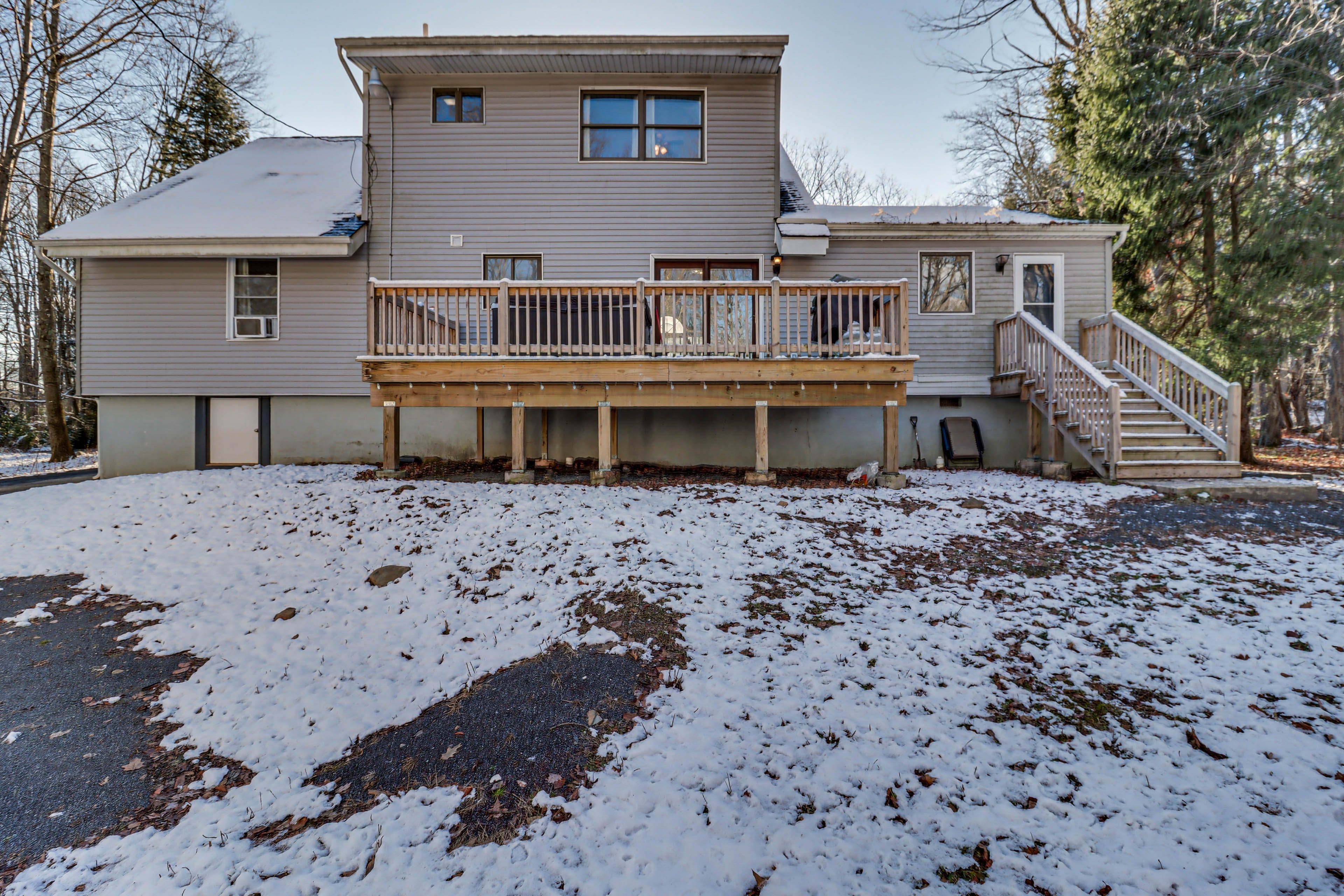 Exterior | Private Yard | Fire Pit
