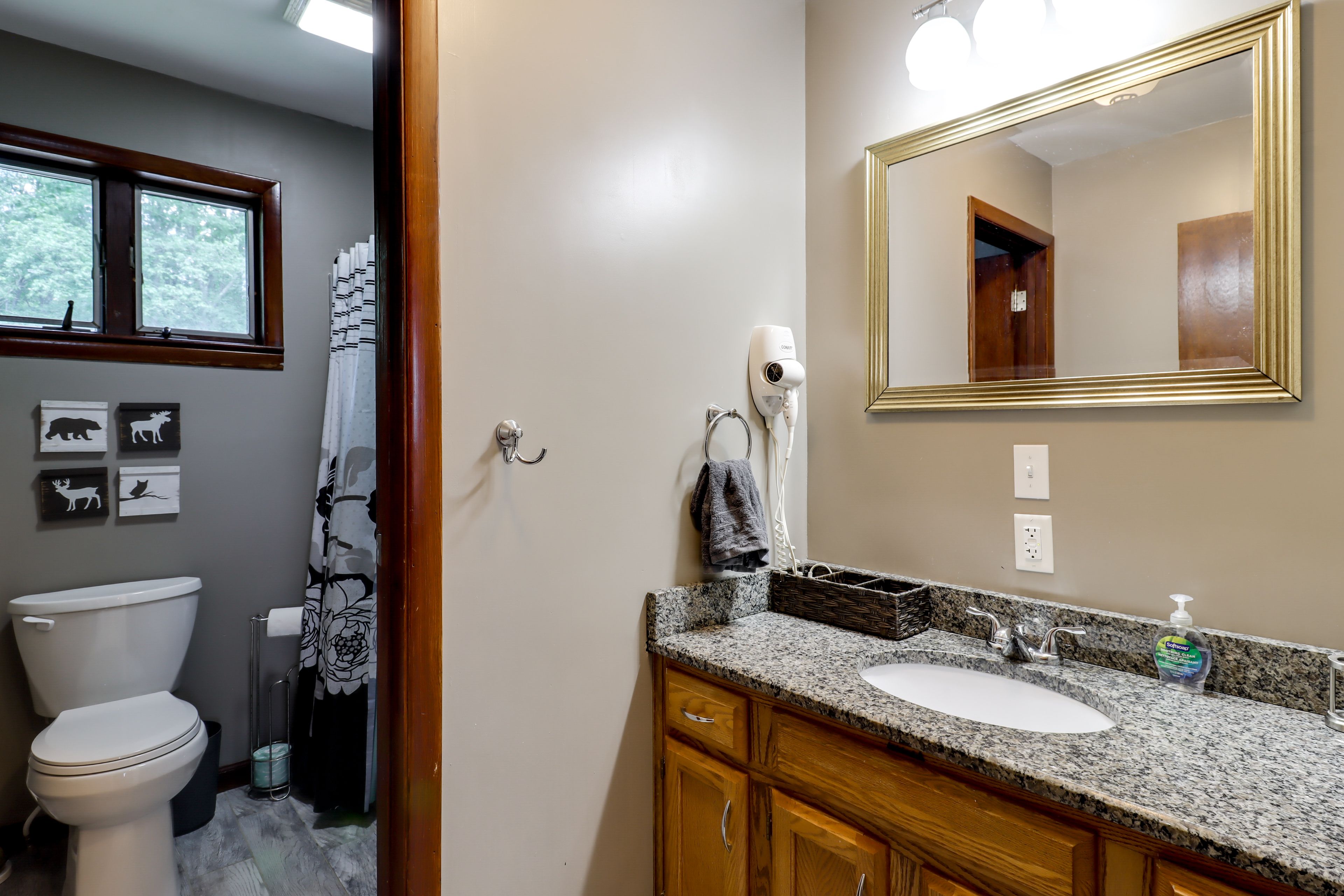 Bathroom | Towels Provided