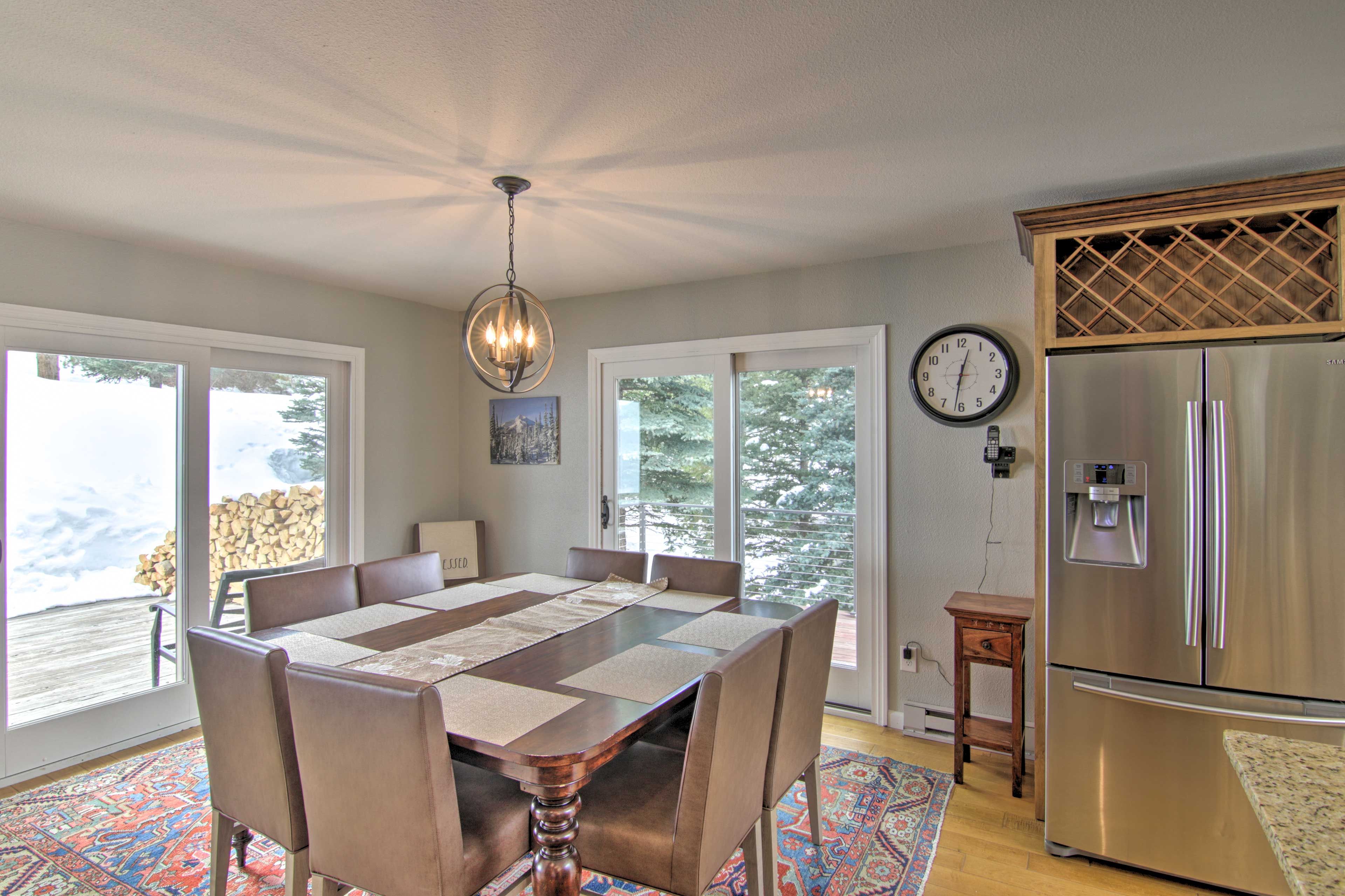 Dining Area | Deck Access | Dishware & Flatware