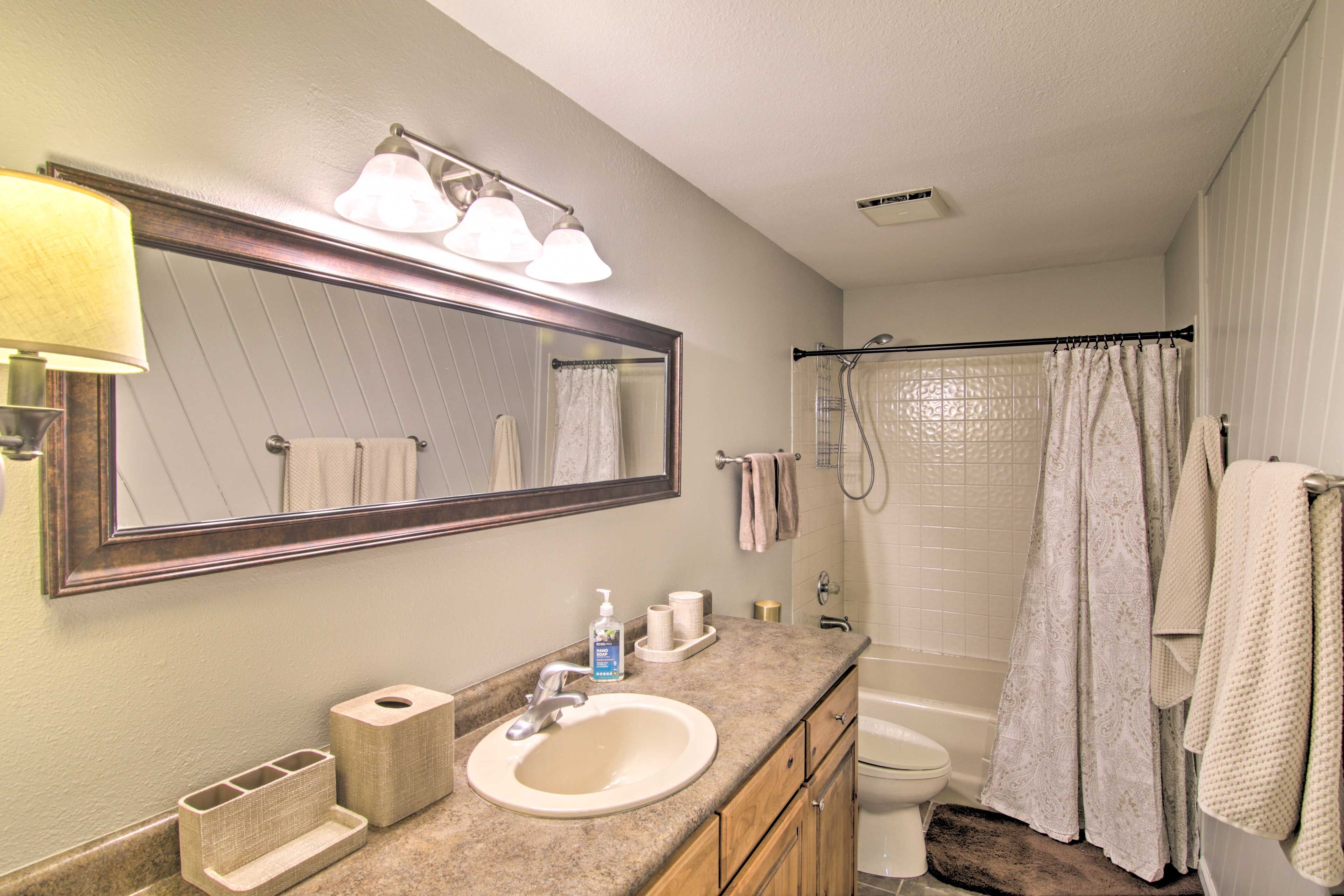 Full Bathroom