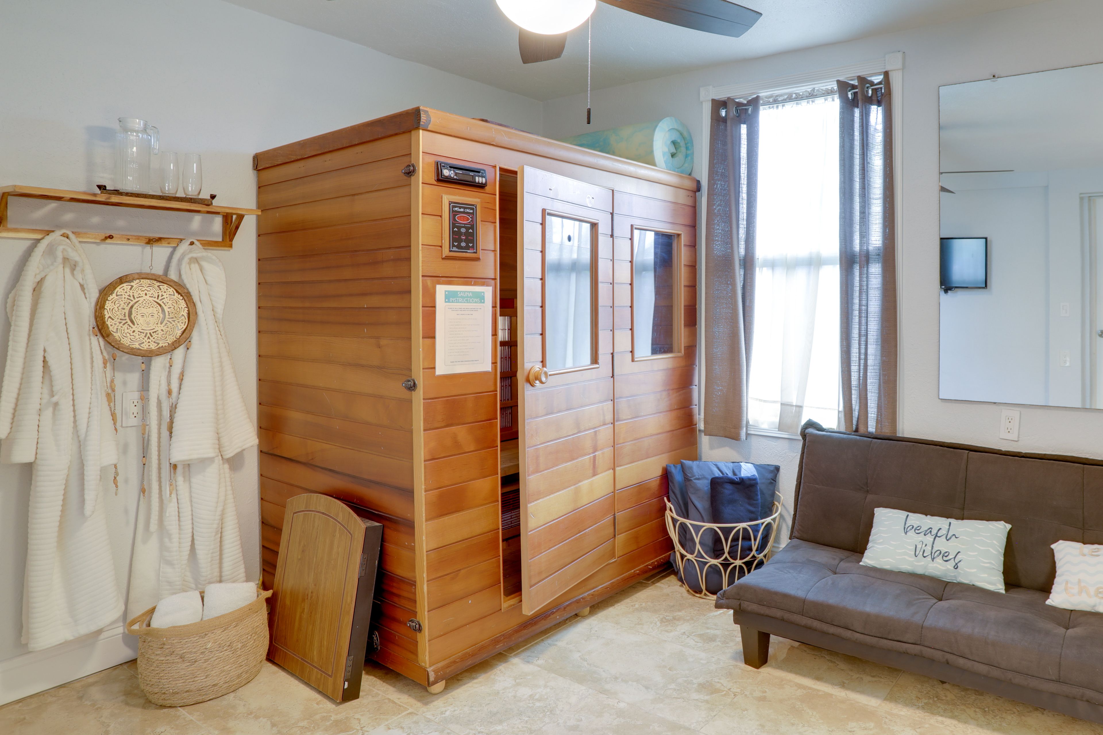 Bedroom 4 (Sauna Room) | Futon