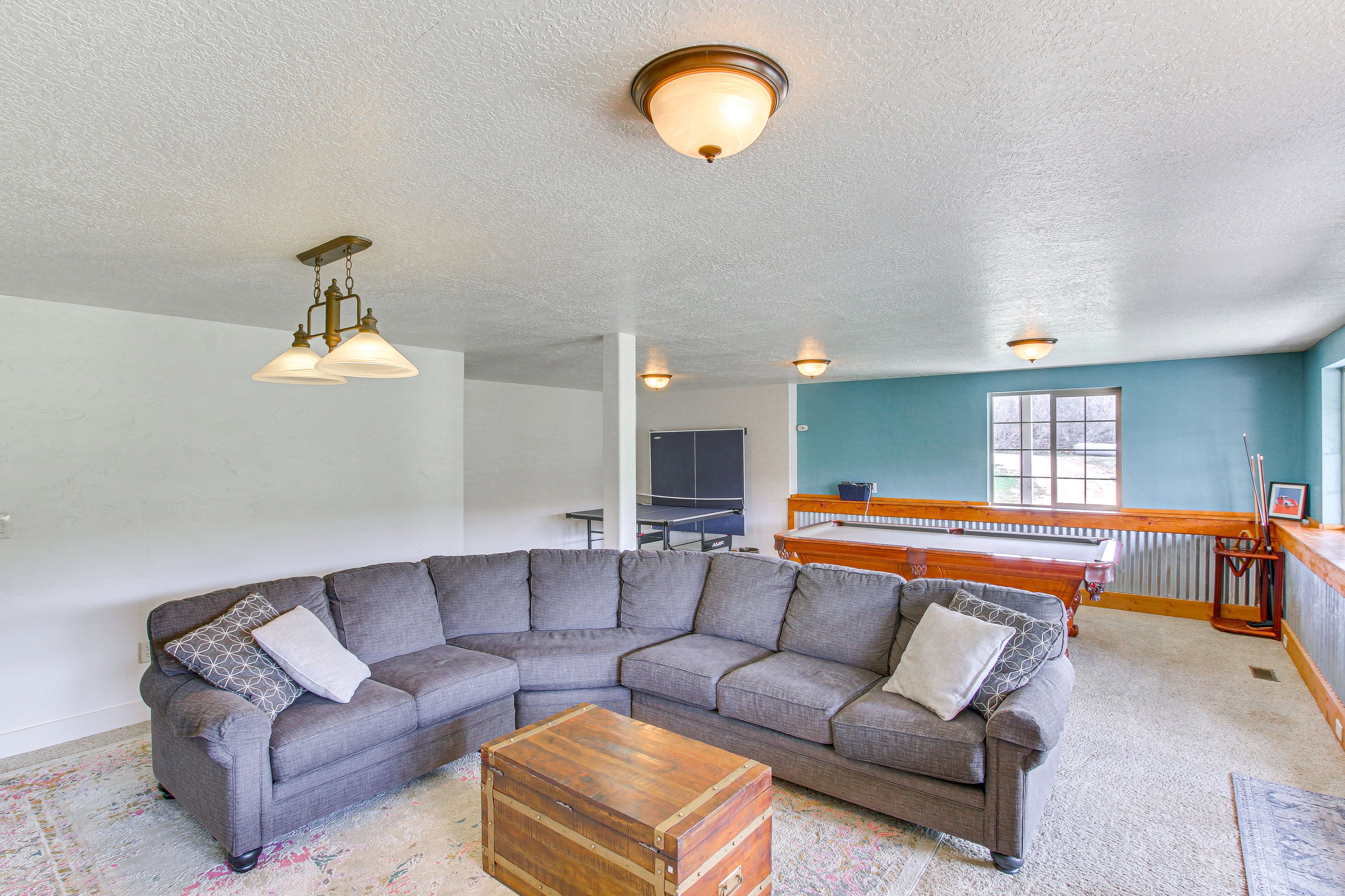 Game Room | Lower Level | Ping-Pong Table | Wood-Burning Fireplace