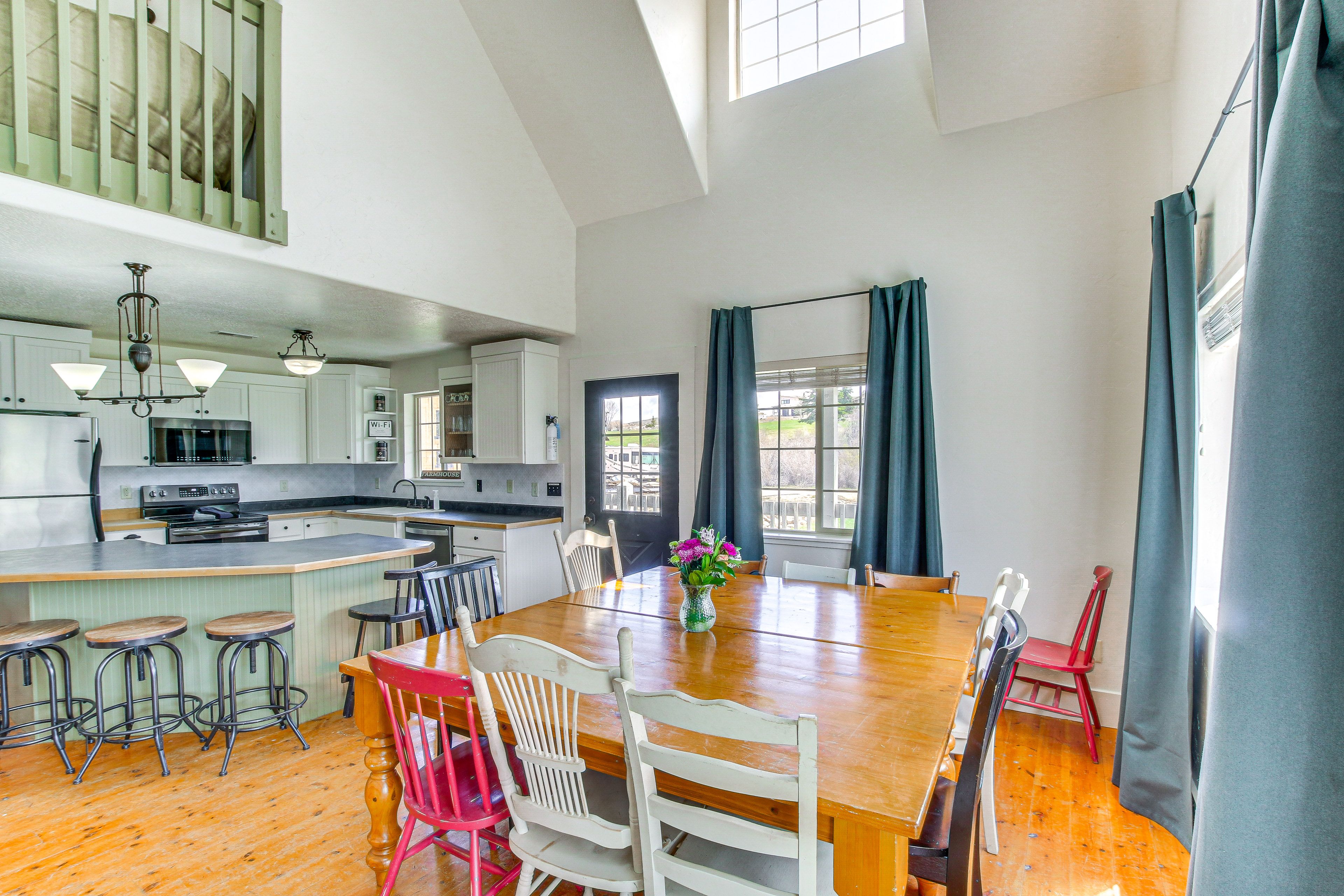 Dining & Kitchen Area | Updated Interior