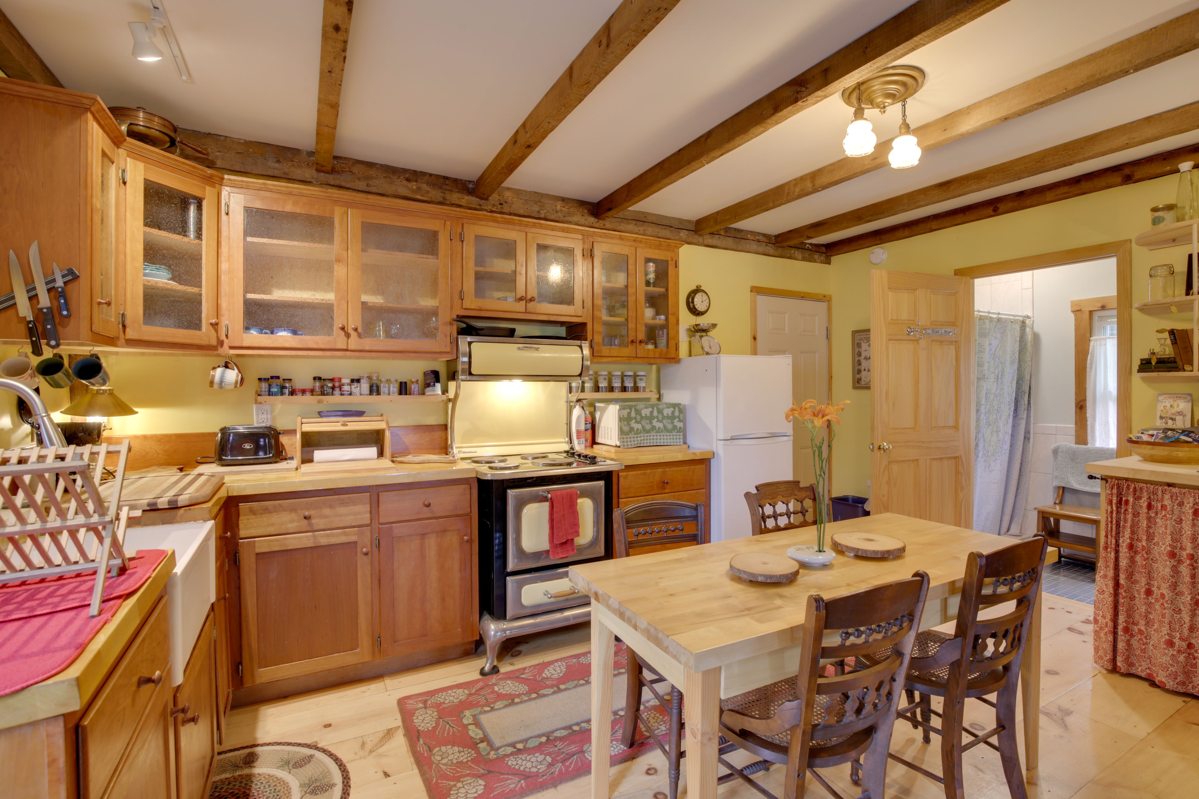 Kitchen | Spices | Dishware & Flatware | Cooking Basics