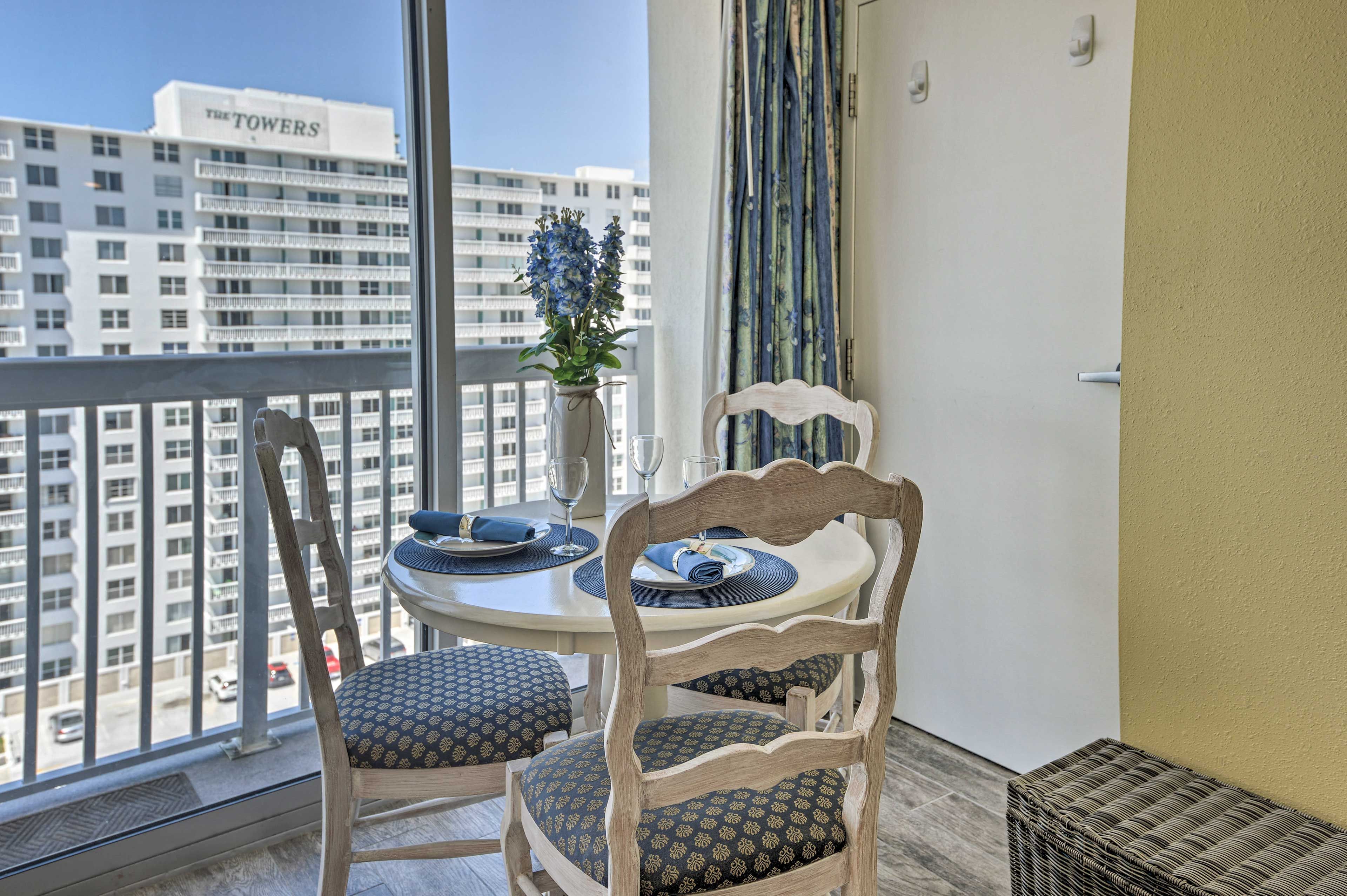 Dining Area | City Views