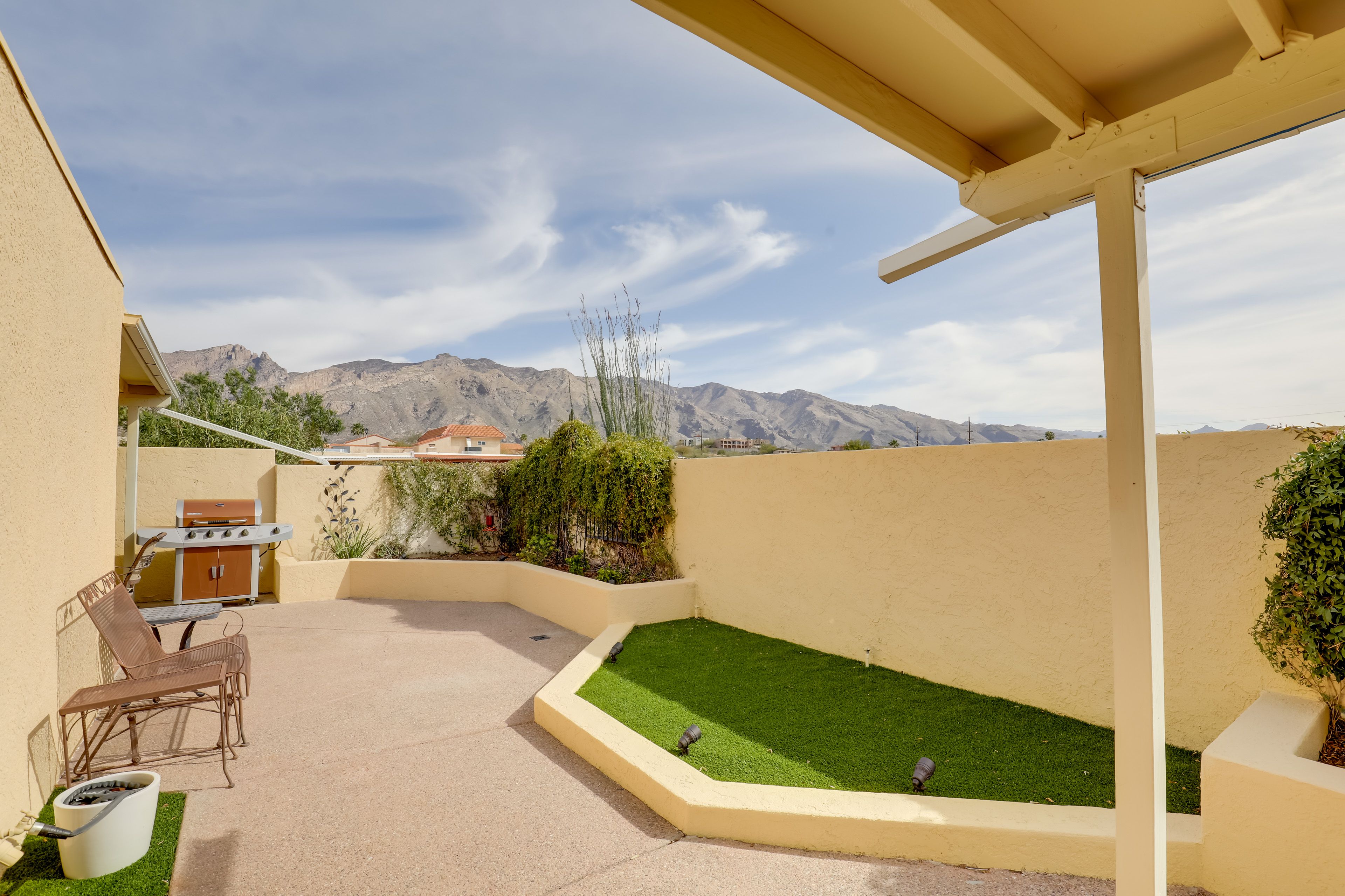 Tucson Vacation Rental | 2BR | 2BA | 1,731 Sq Ft | Step-Free Access