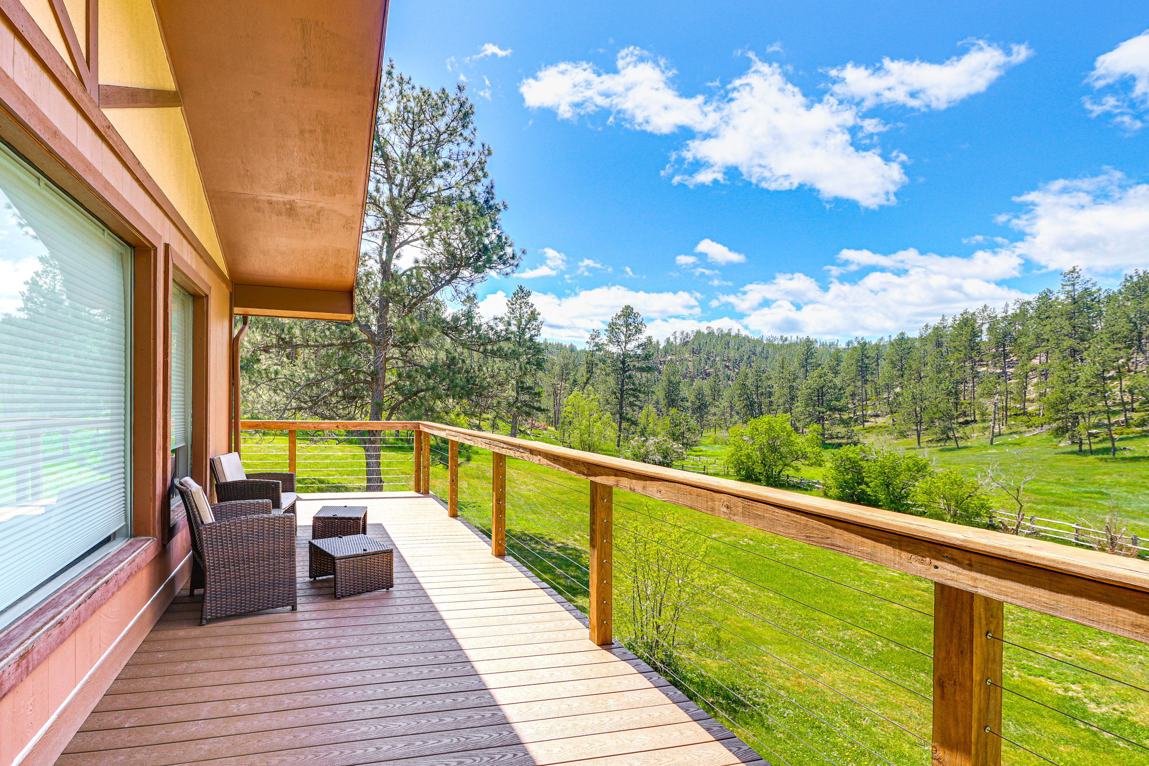 Deck | Seating