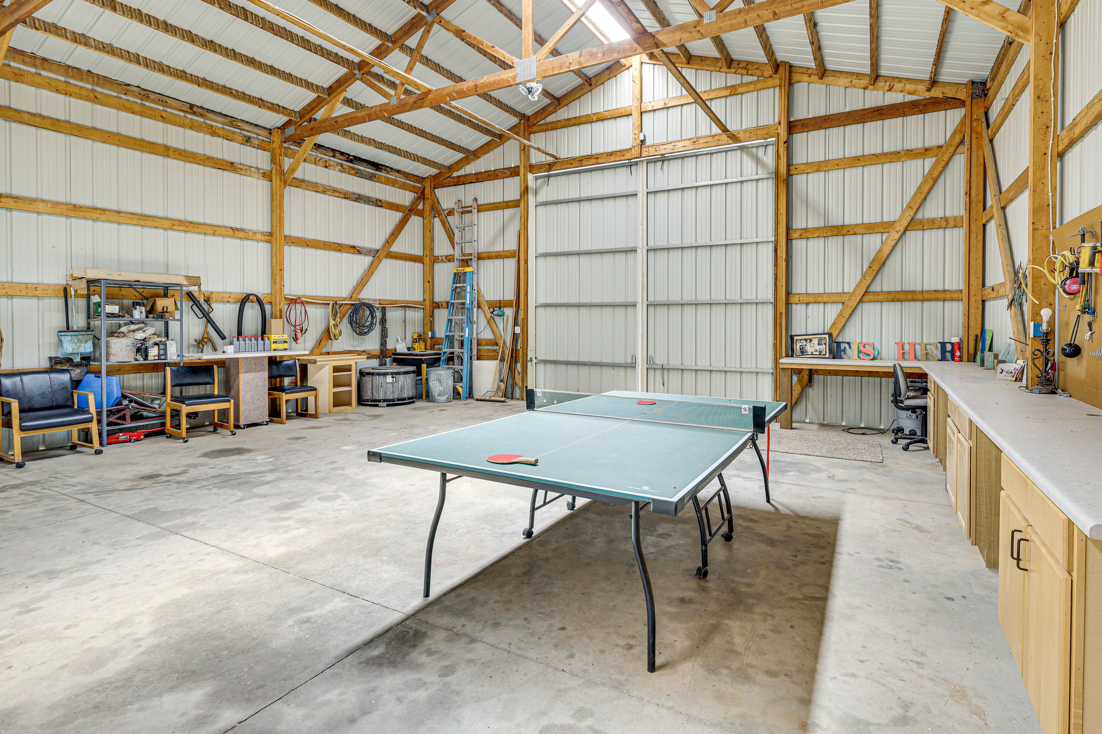 Barn | Ping-Pong Table | Basketball Hoop