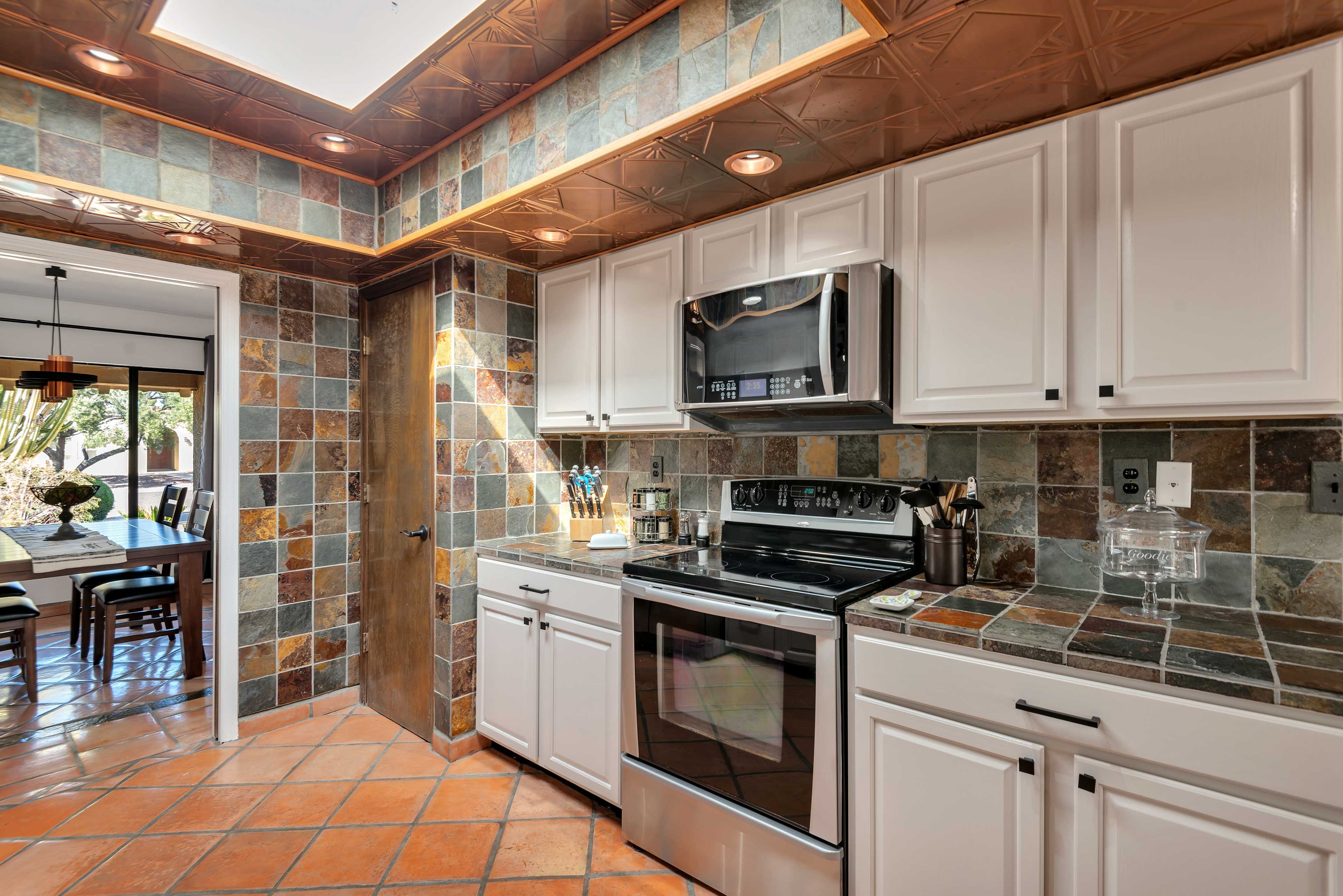Kitchen | Fully Equipped