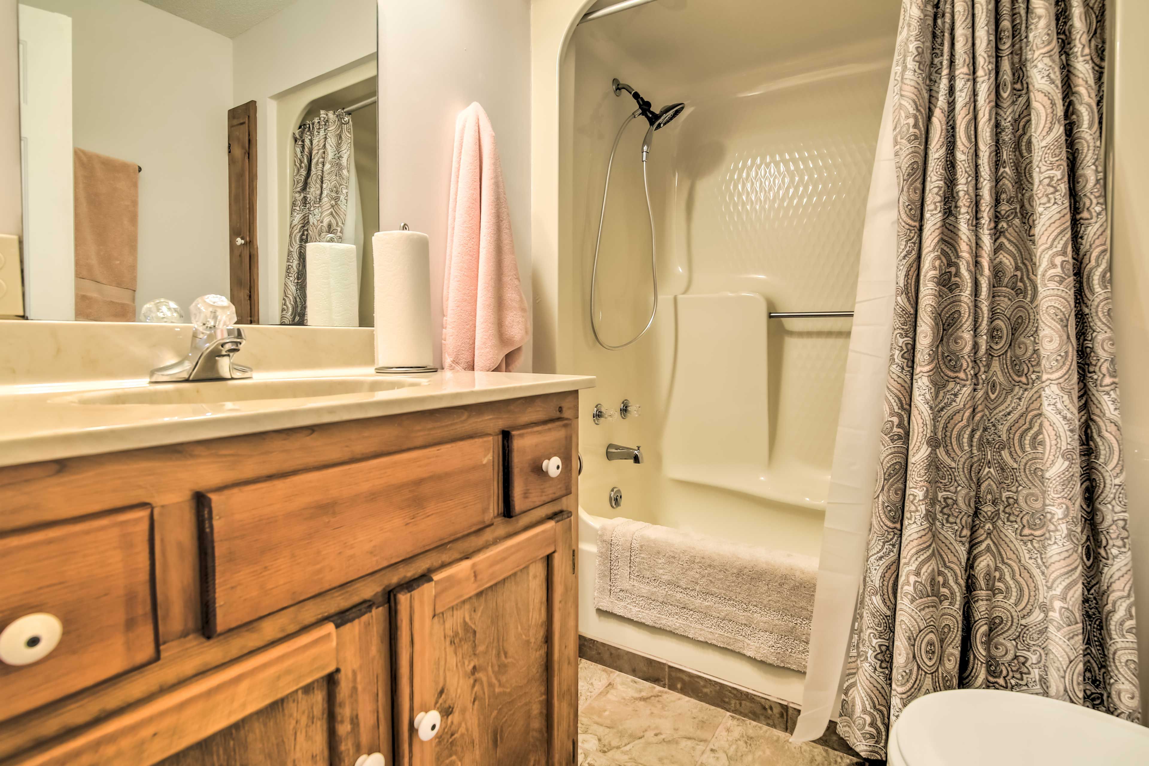 Full Bathroom