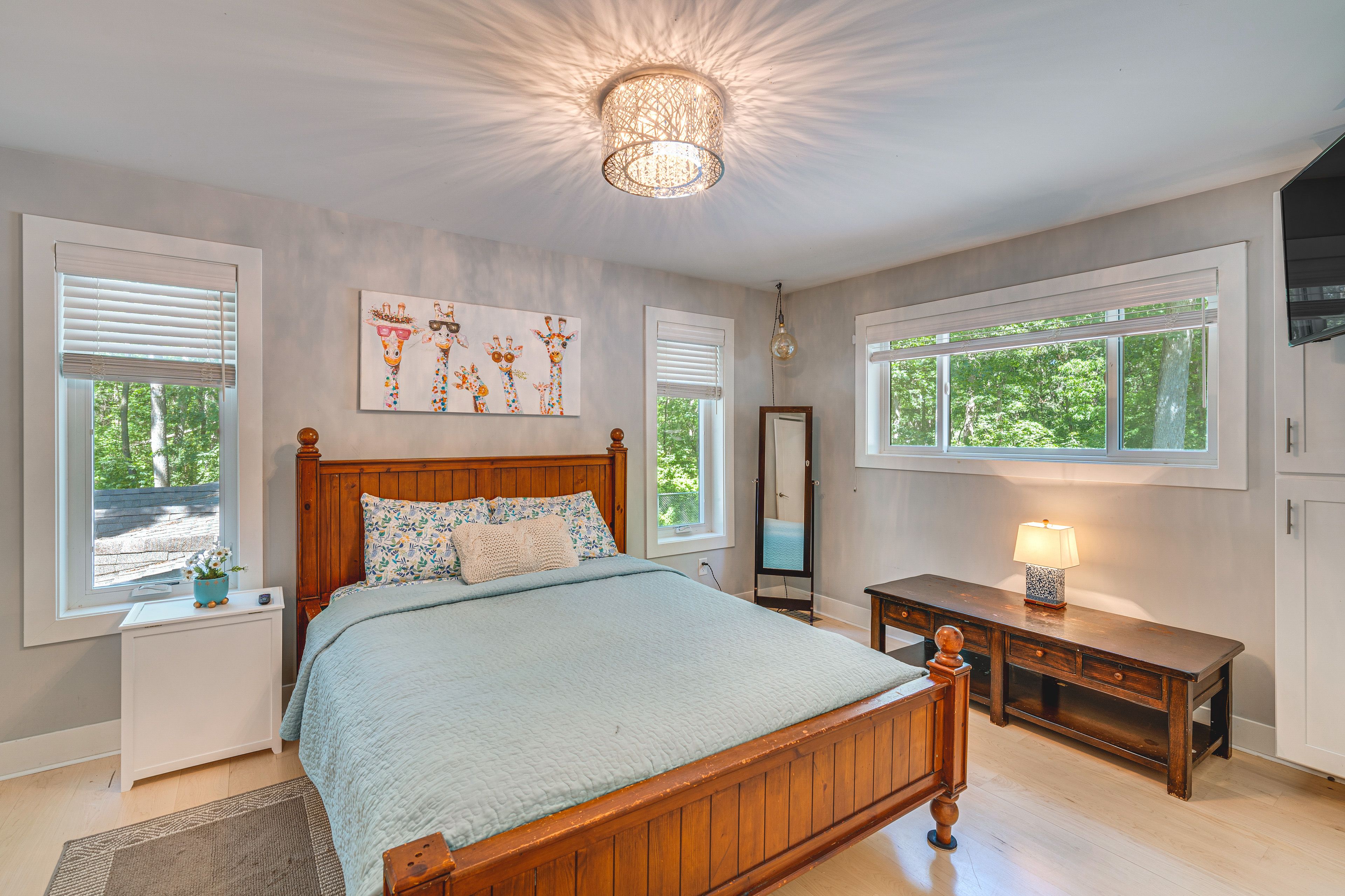 Bedroom 3 | Queen Bed | Upper Level