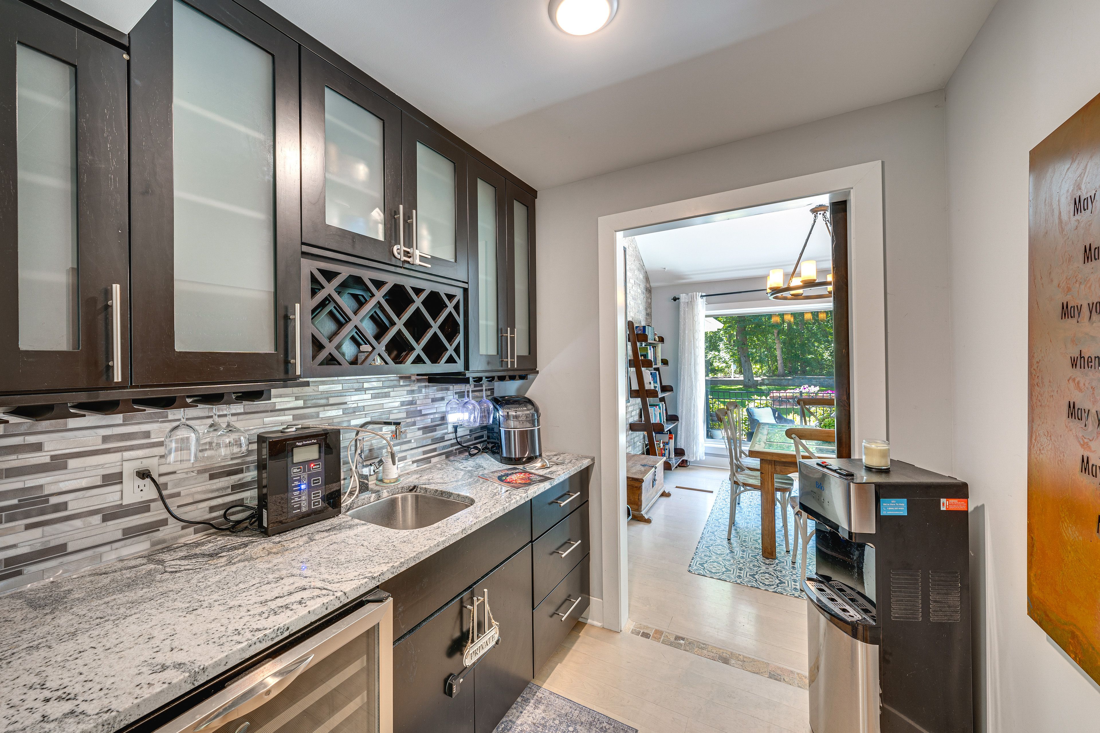 Wet Bar | Main Level