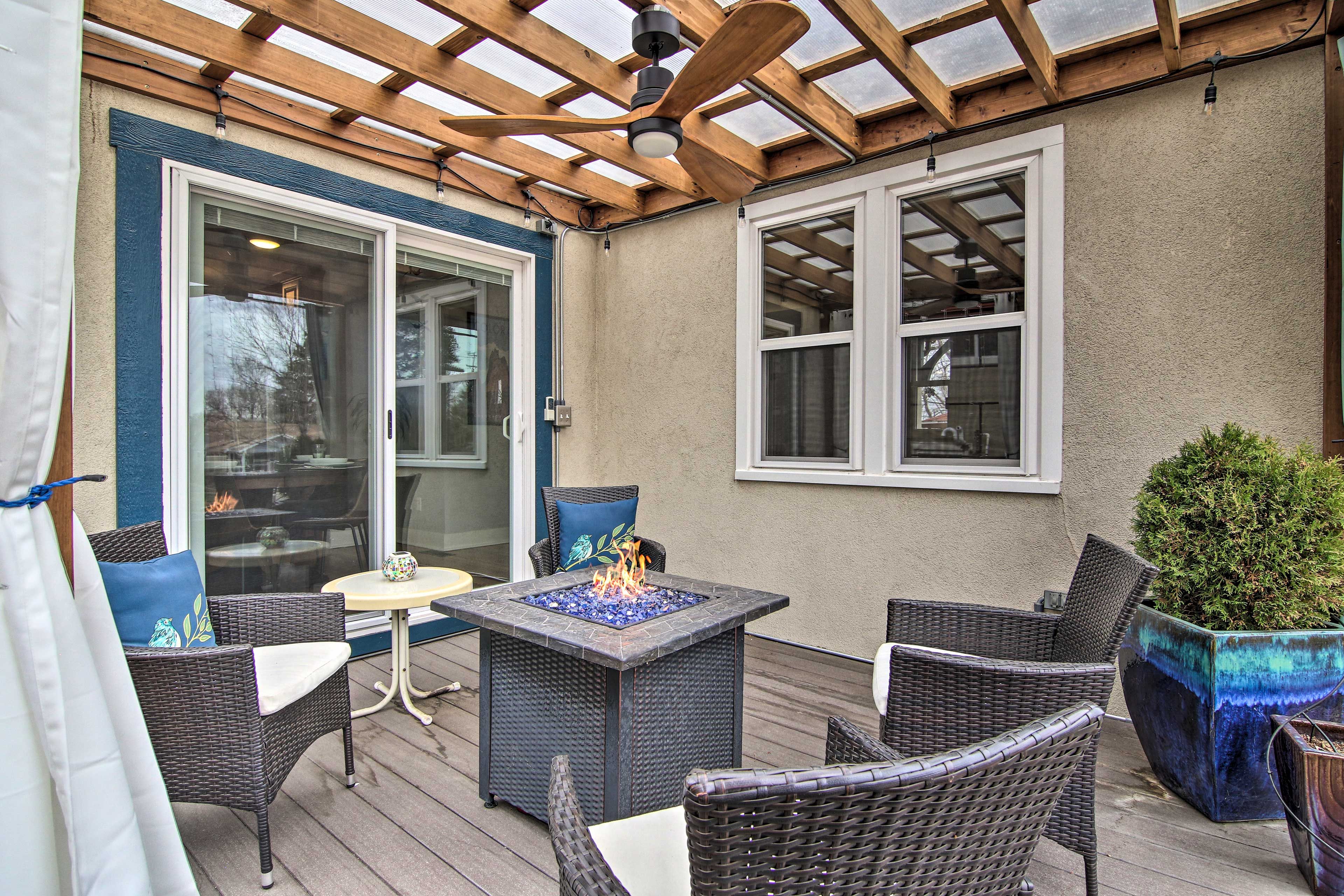 Colorado Springs Vacation Rental | 2BR | 2BA | 2 Stories | 1,400 Sq Ft