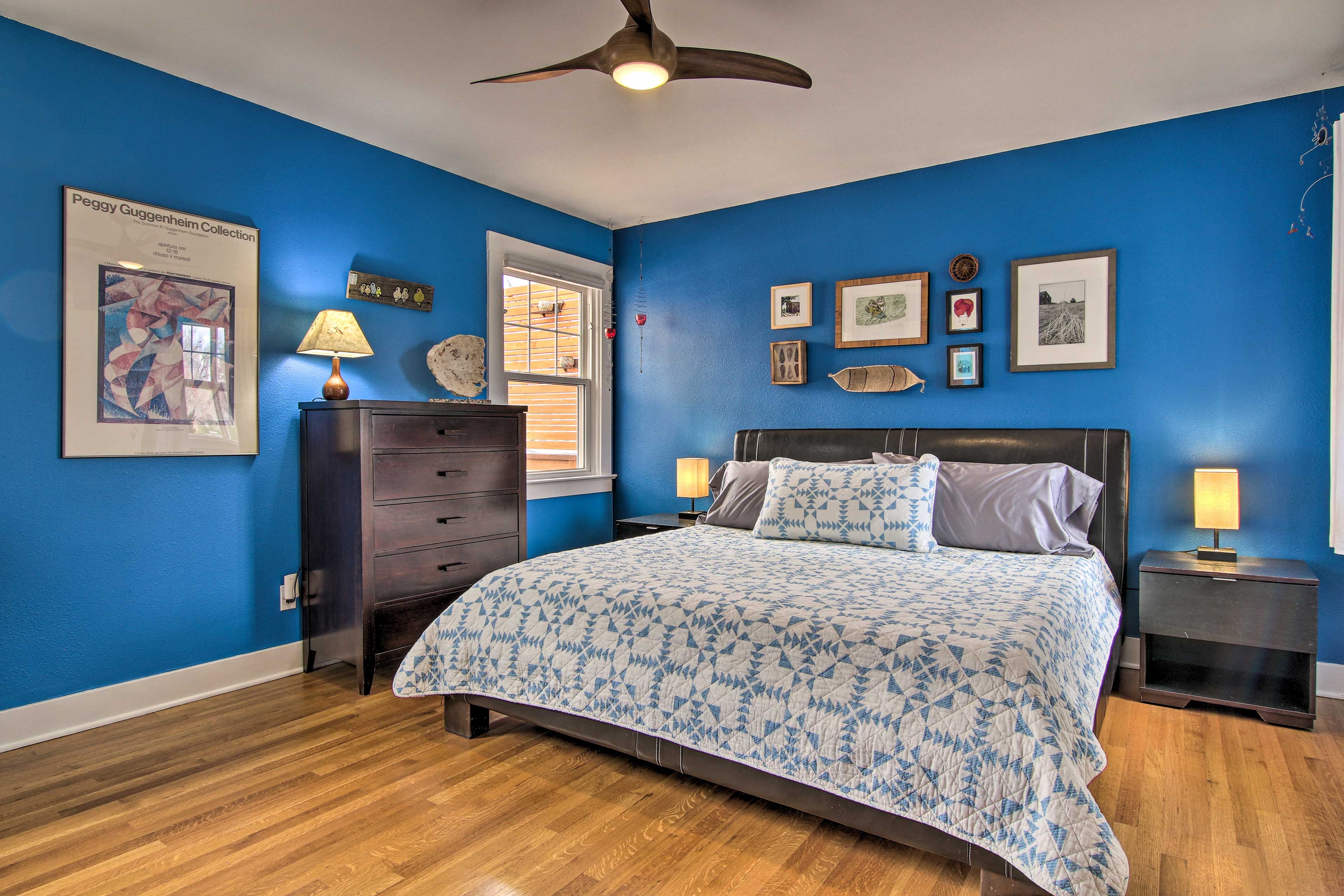 Bedroom 1 | King Bed | 1st Floor