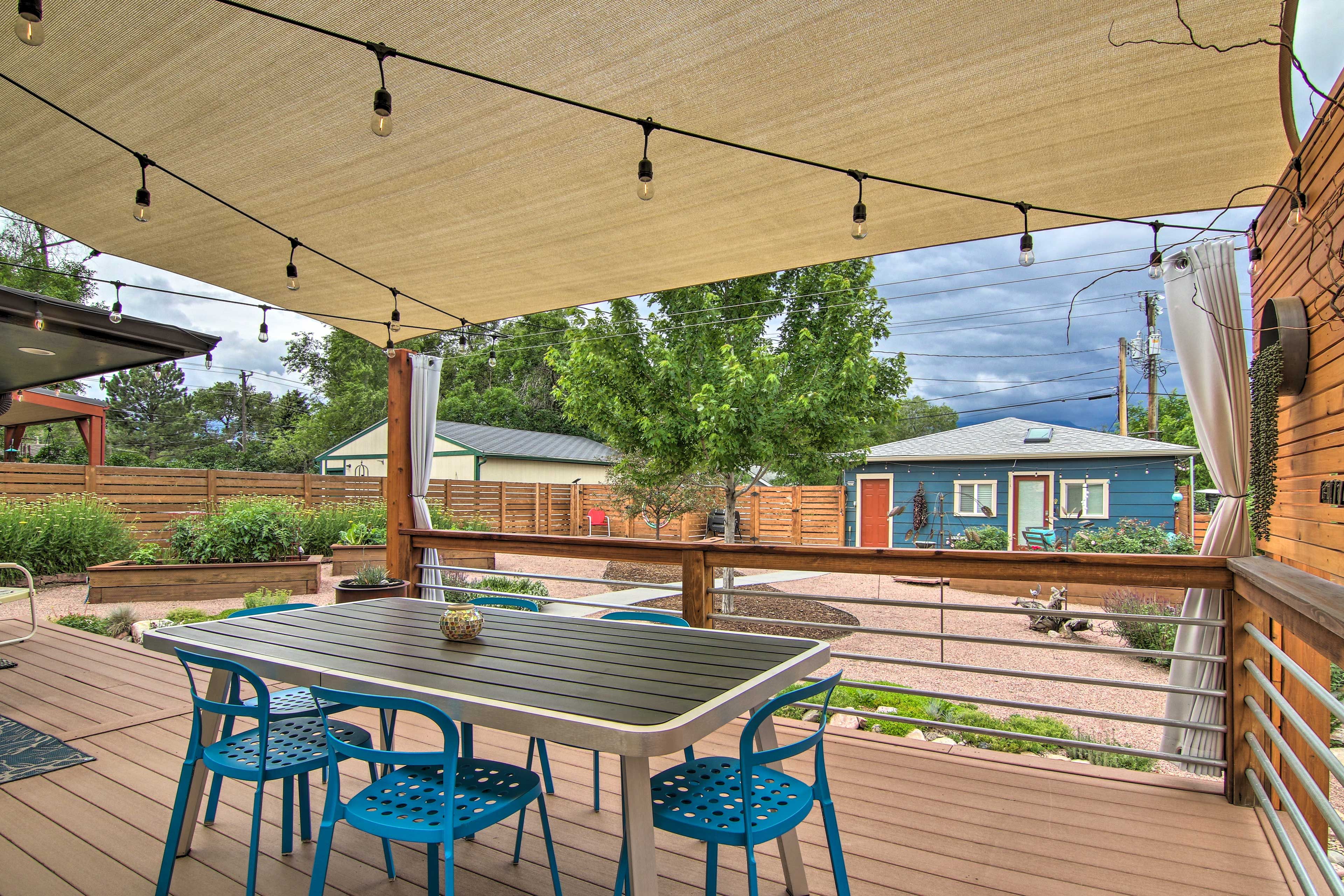Furnished Deck