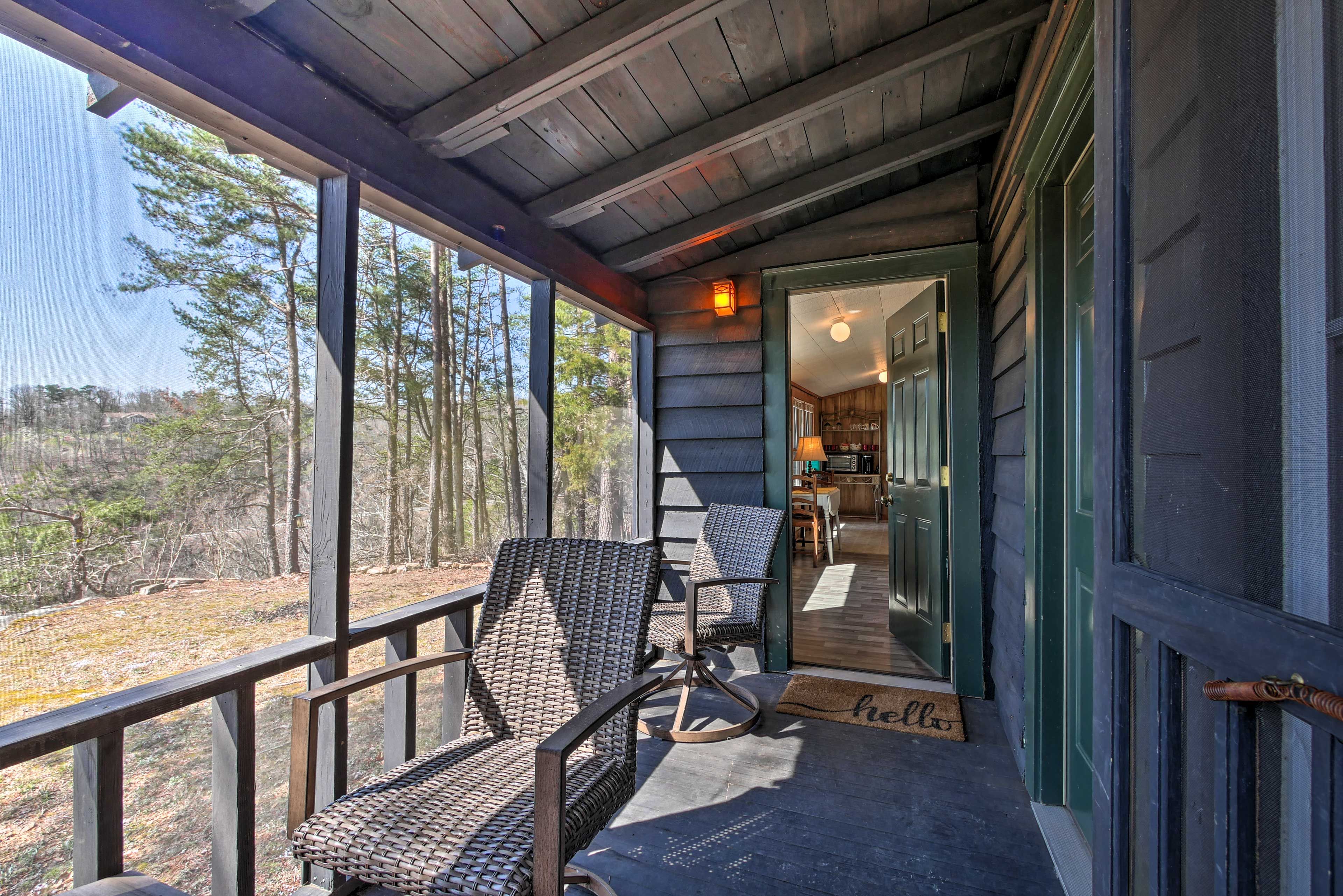 Screened-In Porch