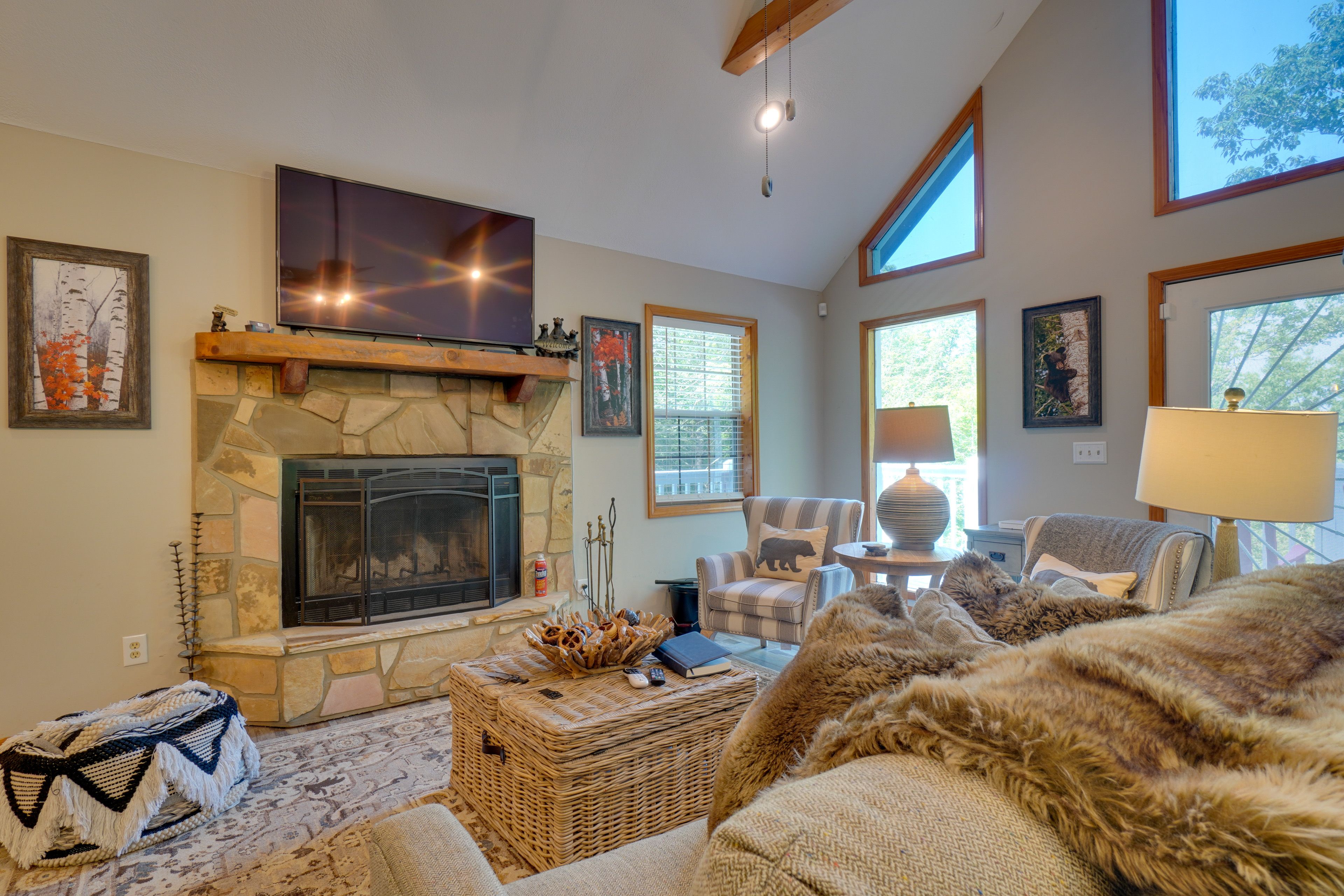 Living Room | 2nd Floor | Stairs Required | Smart TV w/ Cable