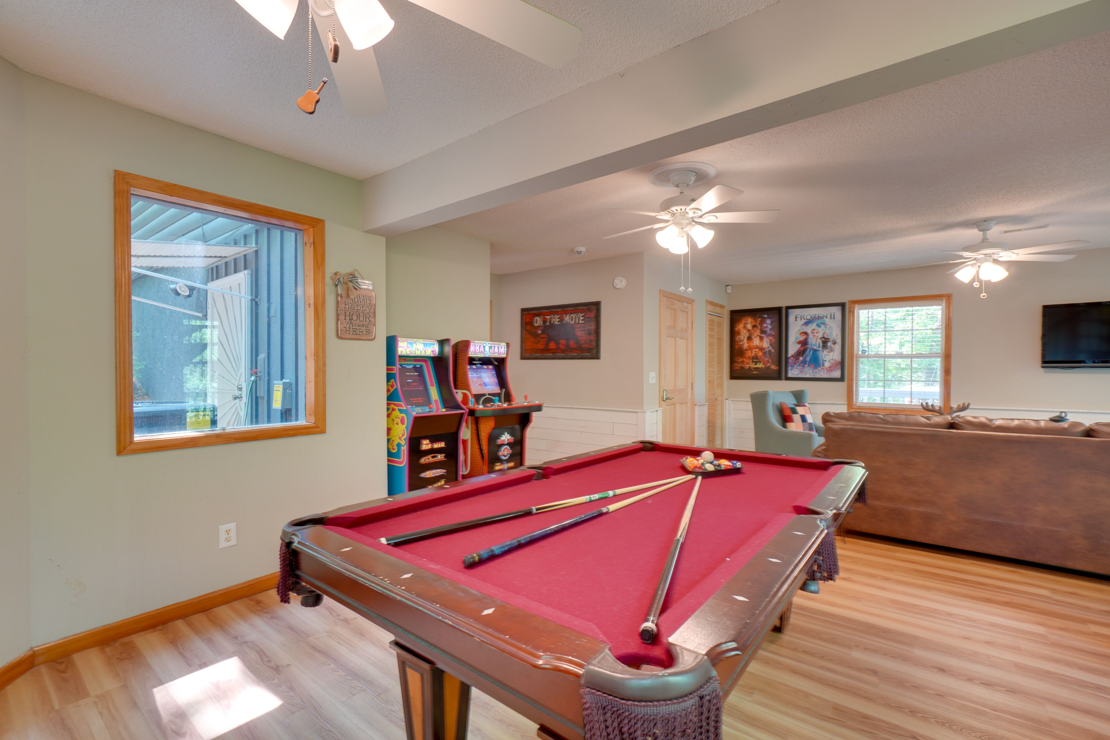 Game Room | Sleeper Sofa | 1st Floor