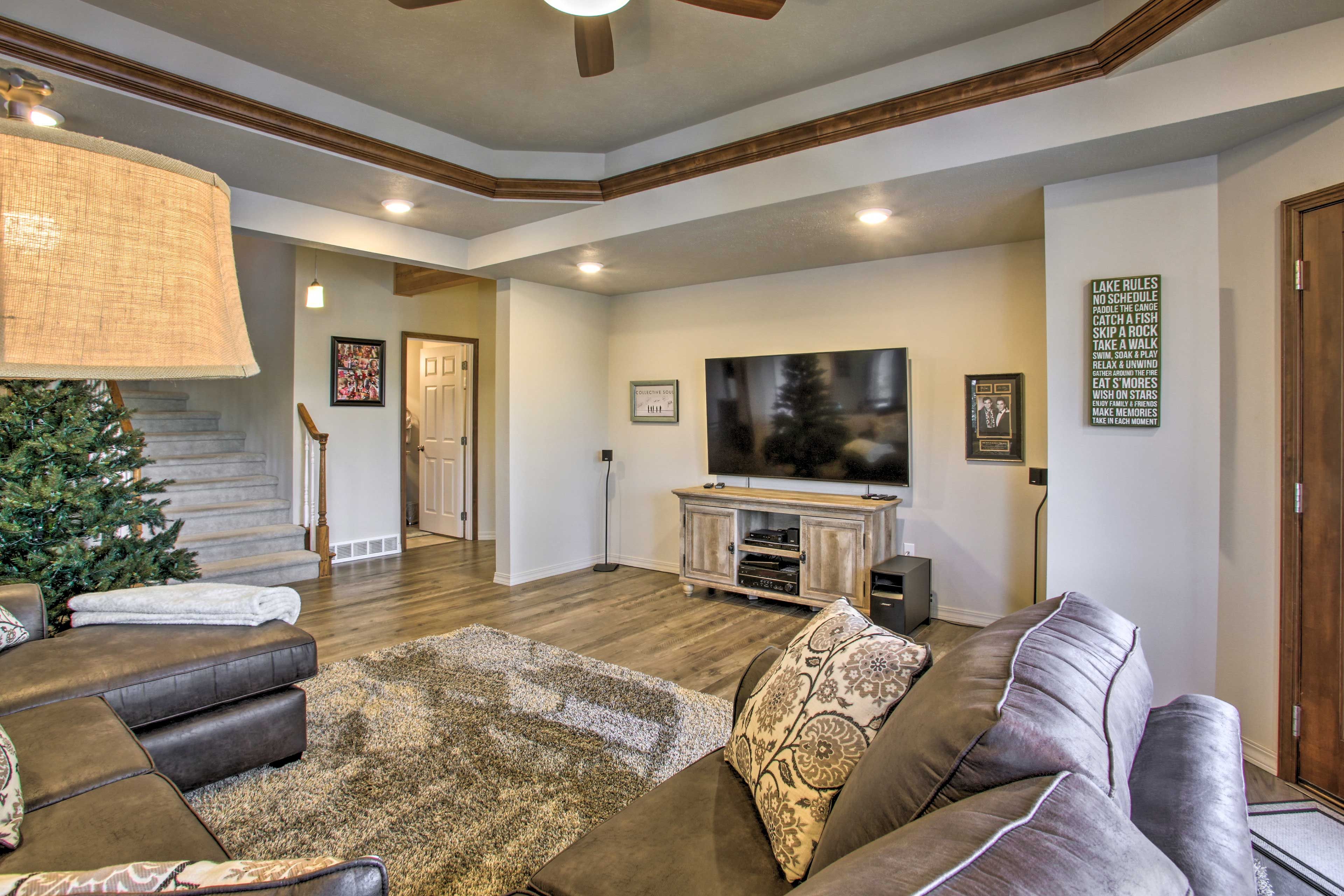 Living Room | Smart TV